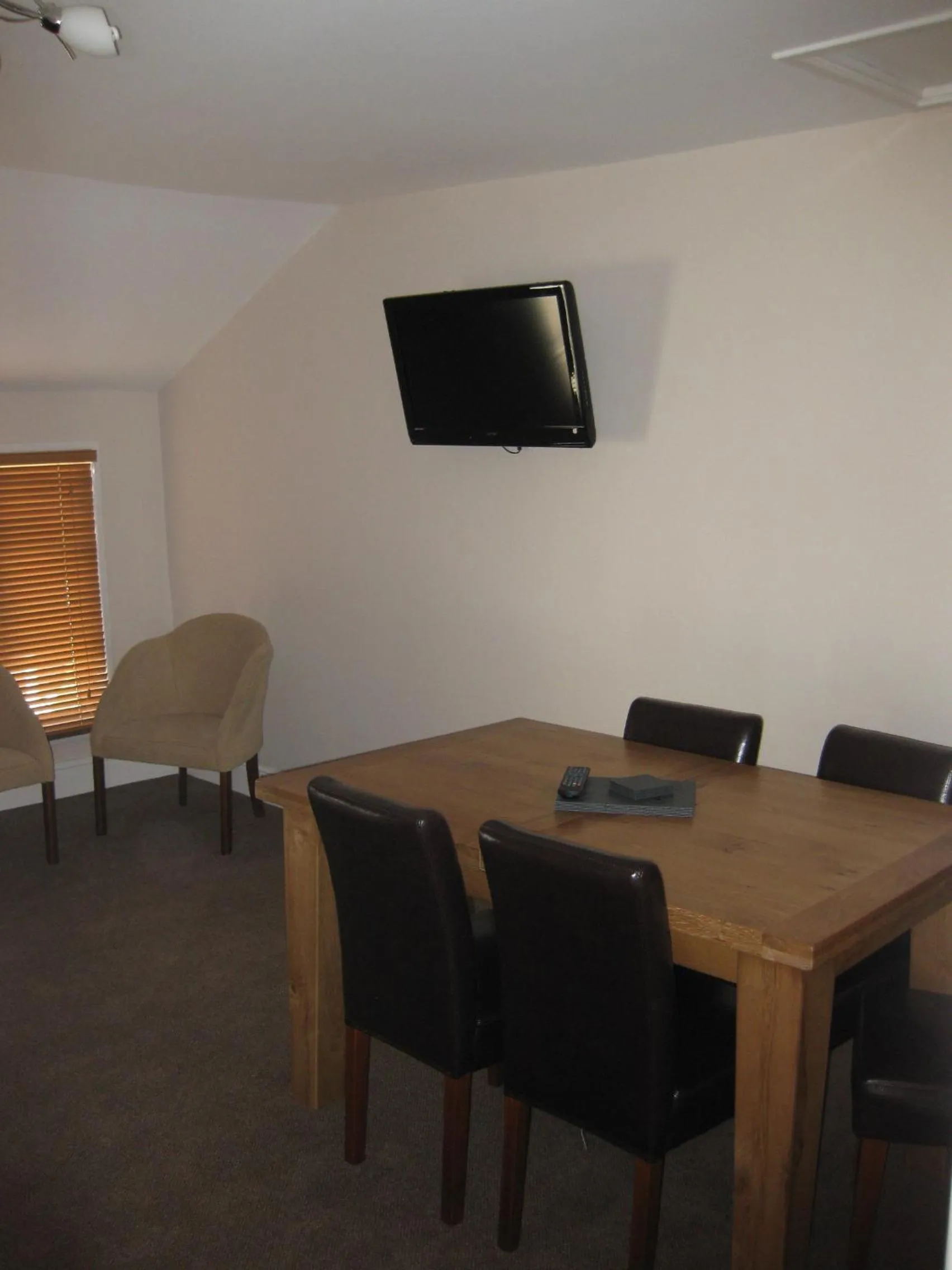 Dining area in Lincombe Hall Hotel & Spa - Just for Adults