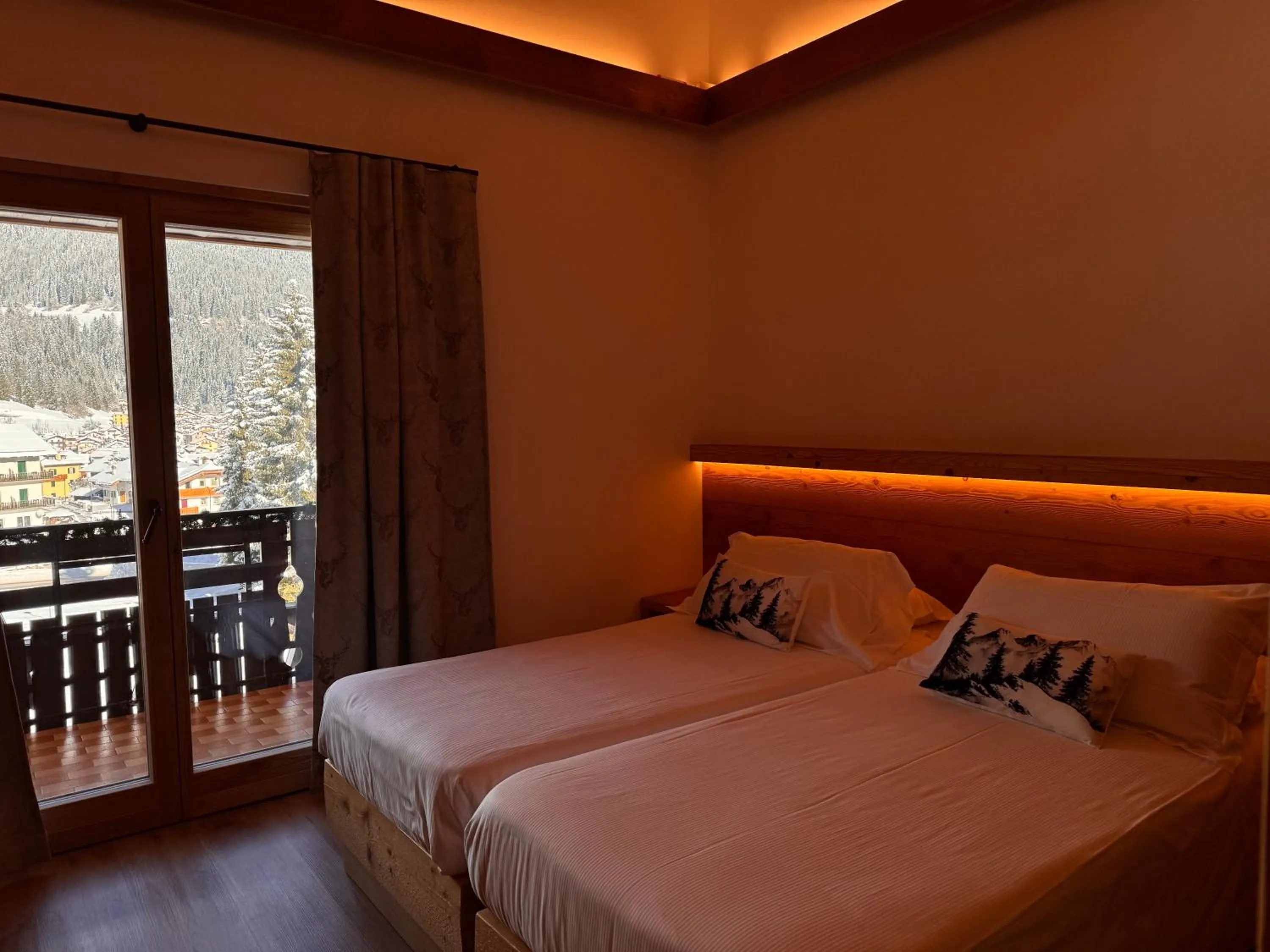 Bed in Albergo Scoiattolo