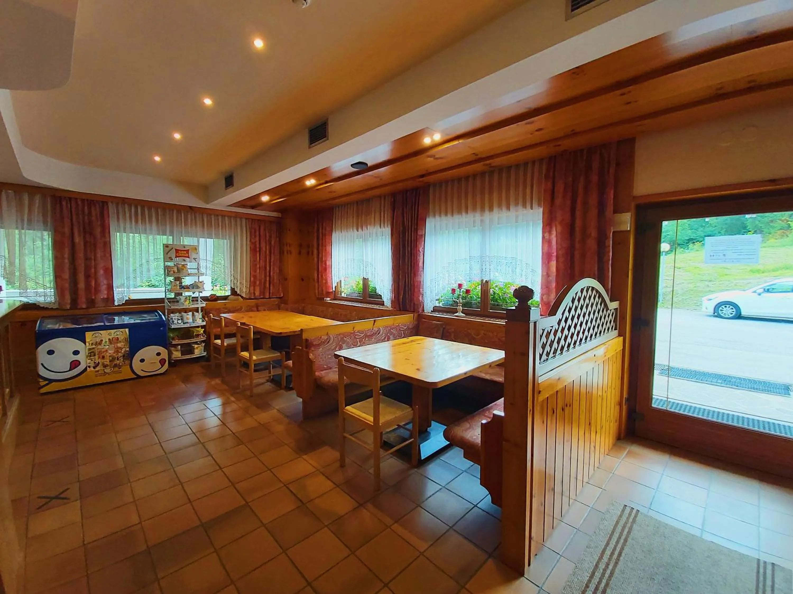 Lounge or bar in Albergo Scoiattolo