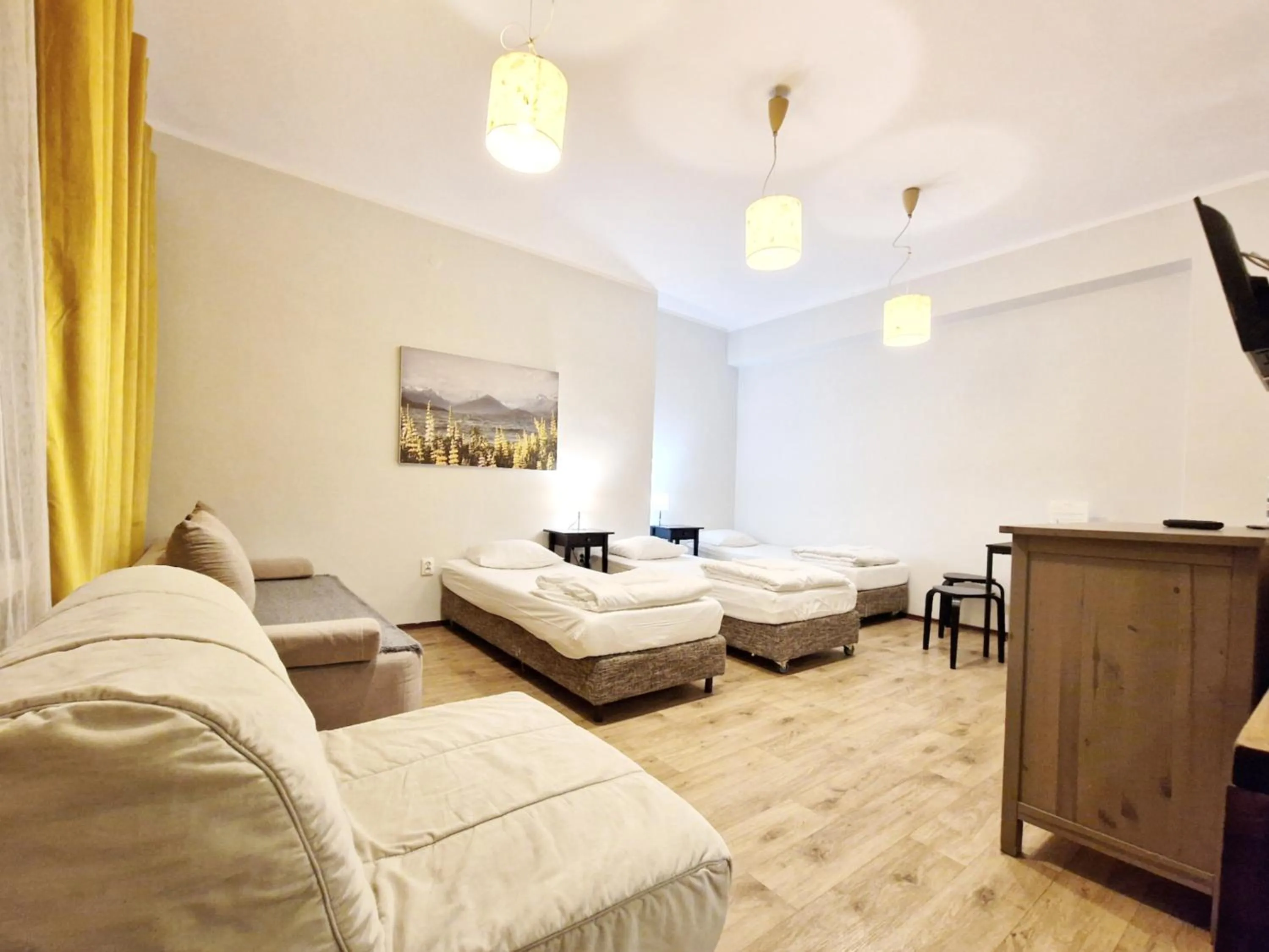 Bed in Hostel Helvetia Rooms Warsaw CITY CENTER and OLD TOWN