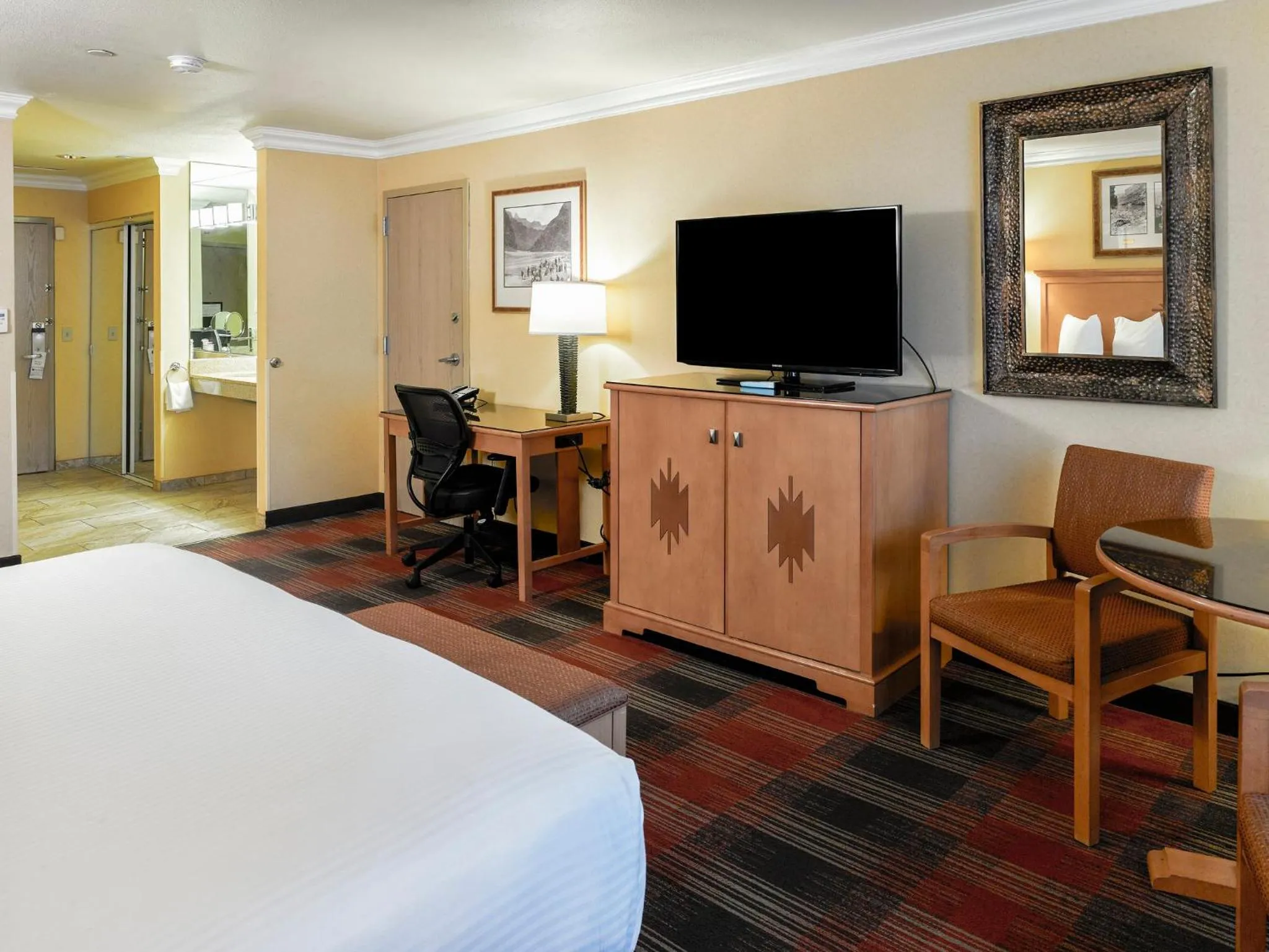Photo of the whole room, Bed in Holiday Inn Resort The Squire at Grand Canyon by IHG