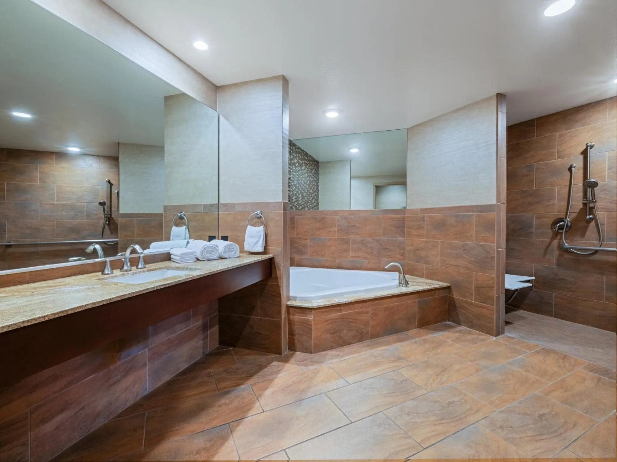 Photo of the whole room in Holiday Inn Resort The Squire at Grand Canyon by IHG