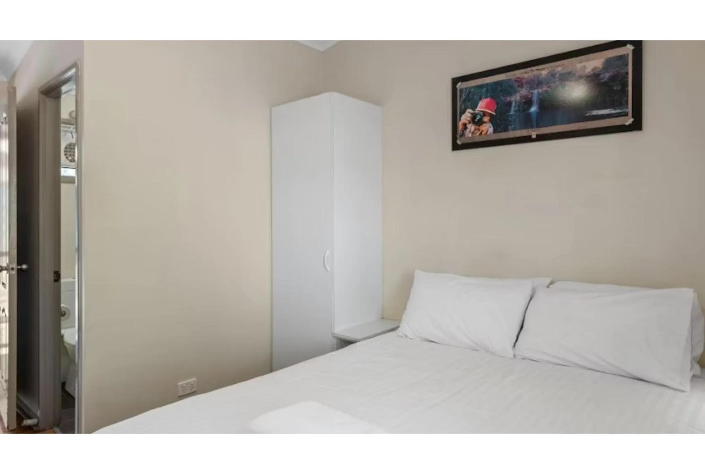 Bedroom, Bed in Discovery Parks - Port Hedland