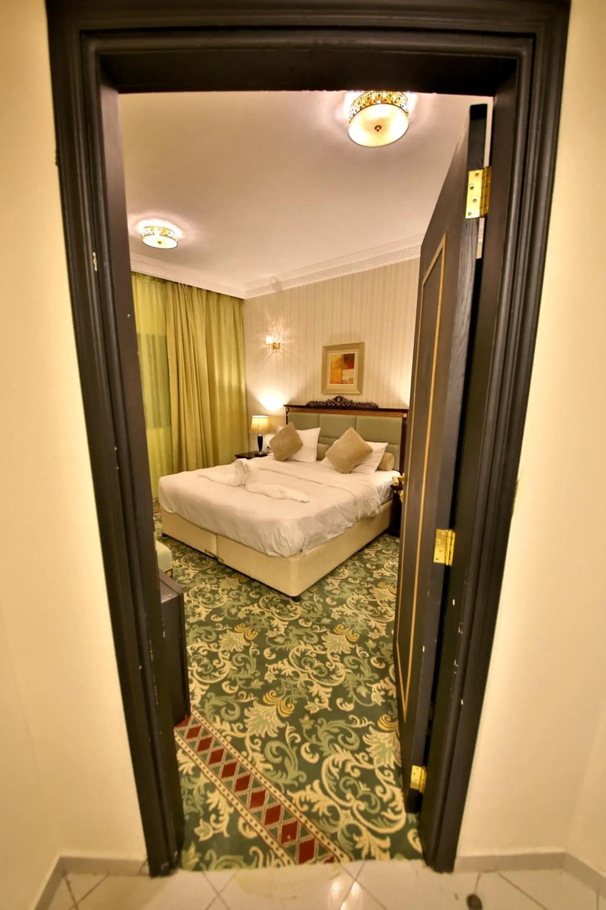 Deluxe One-Bedroom Apartment - Double Bed in Midtown Furnished Apartments Deluxe One-Bedroom Apartment - Double Bed in Midtown Furnished Apartments