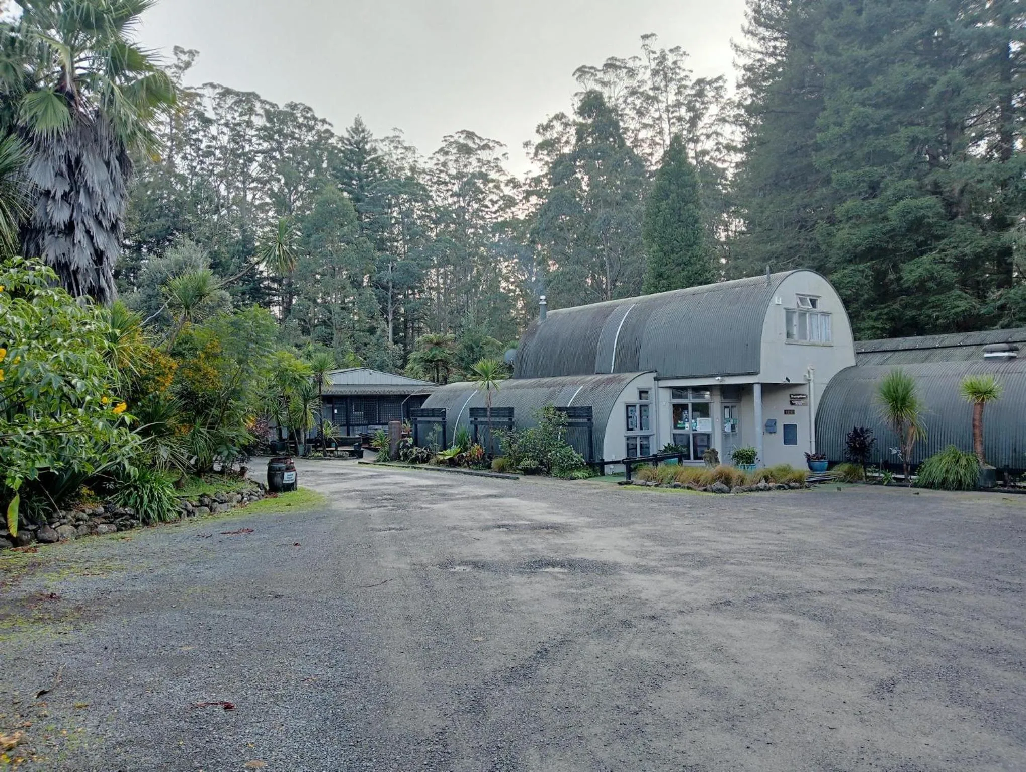 Property building in Woodlands Motel
