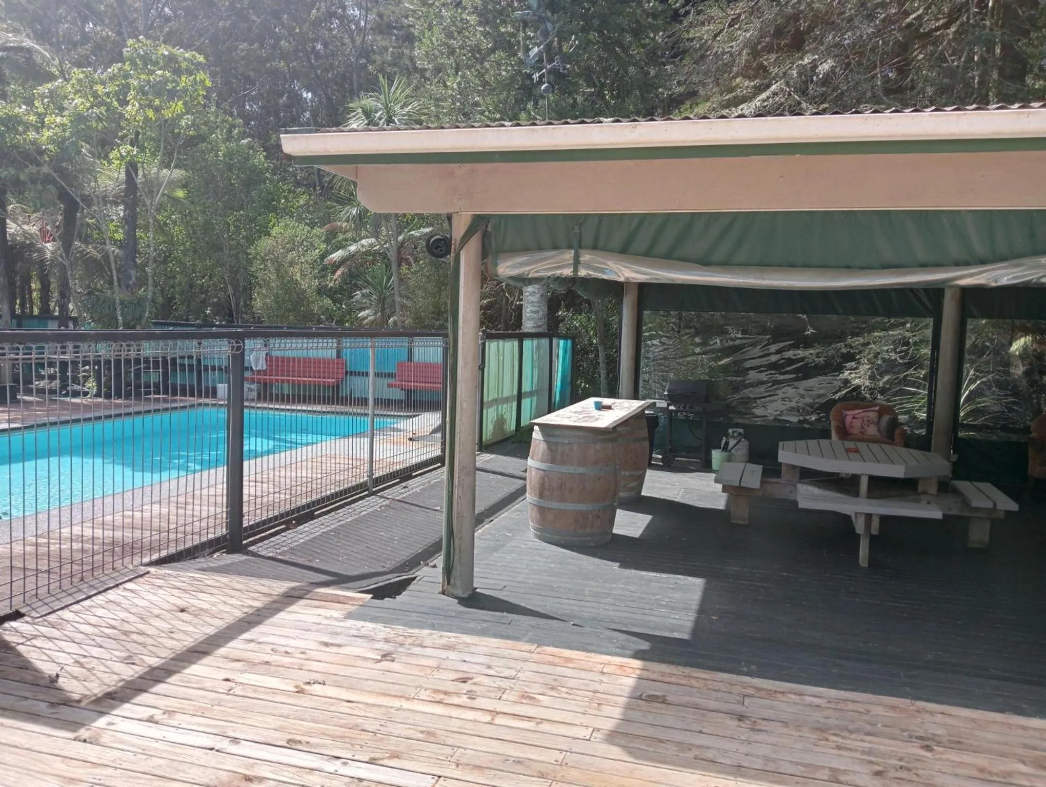 Property building in Woodlands Motel