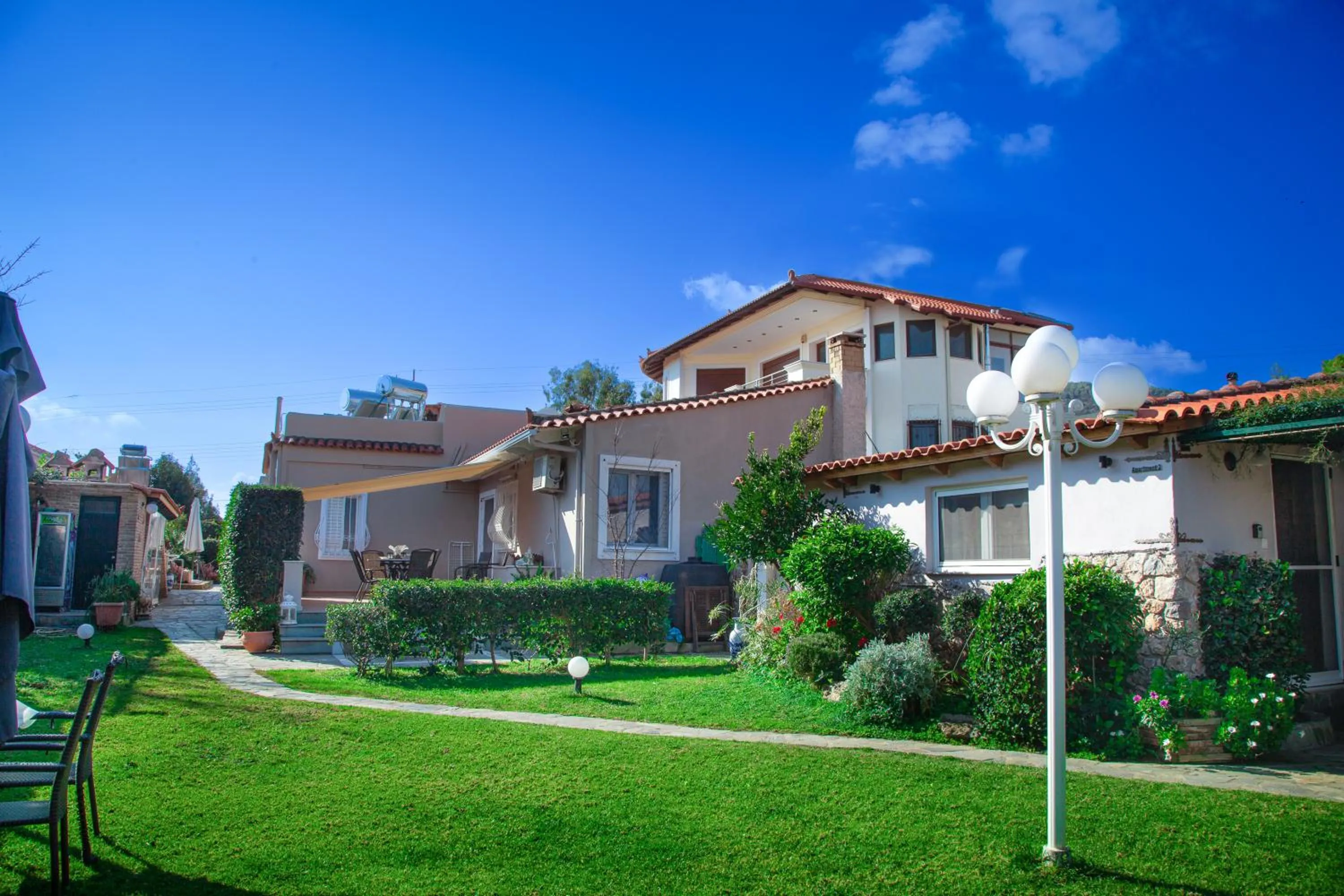 Garden in Natalie Apartments