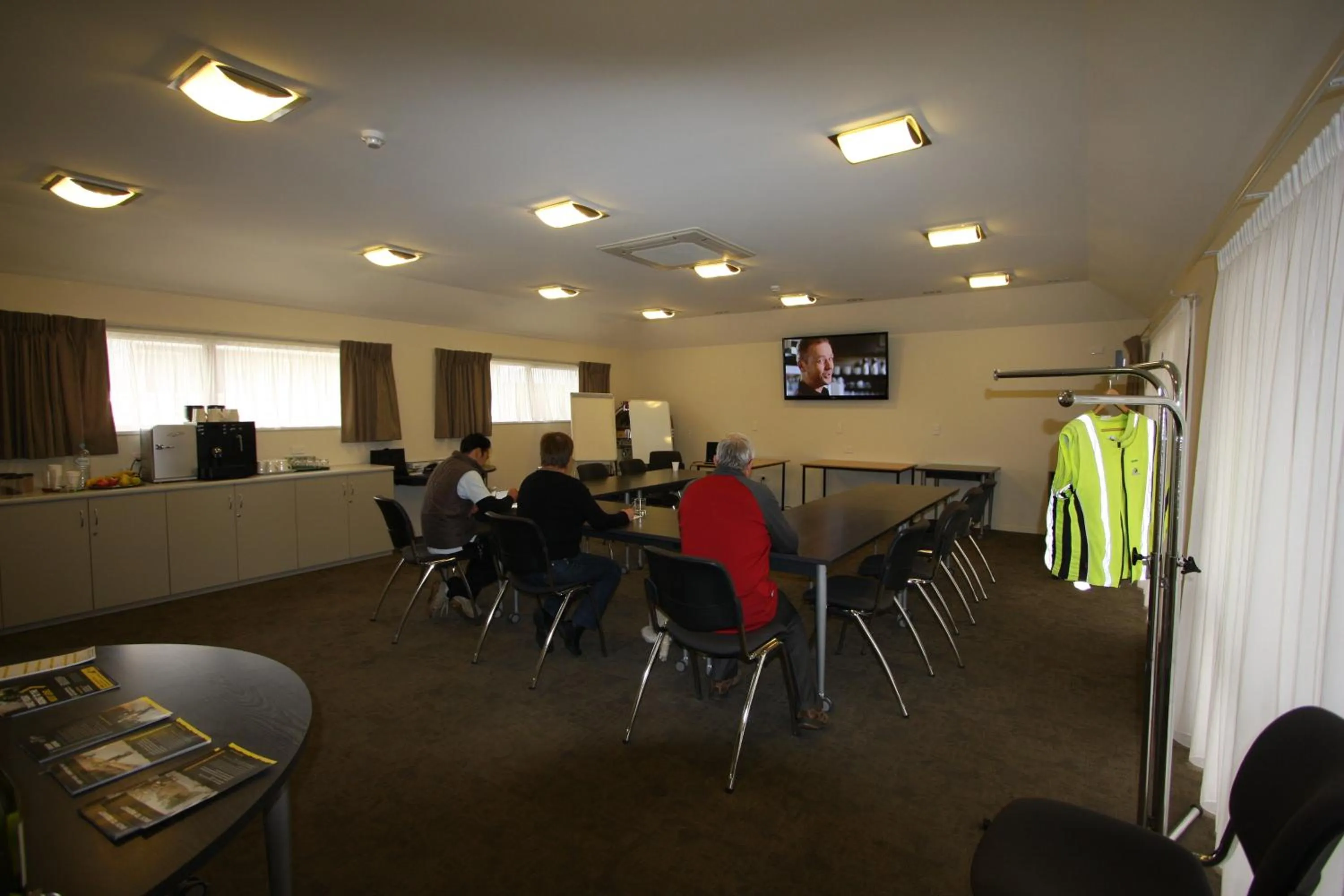 Business facilities in 555 Motel Dunedin