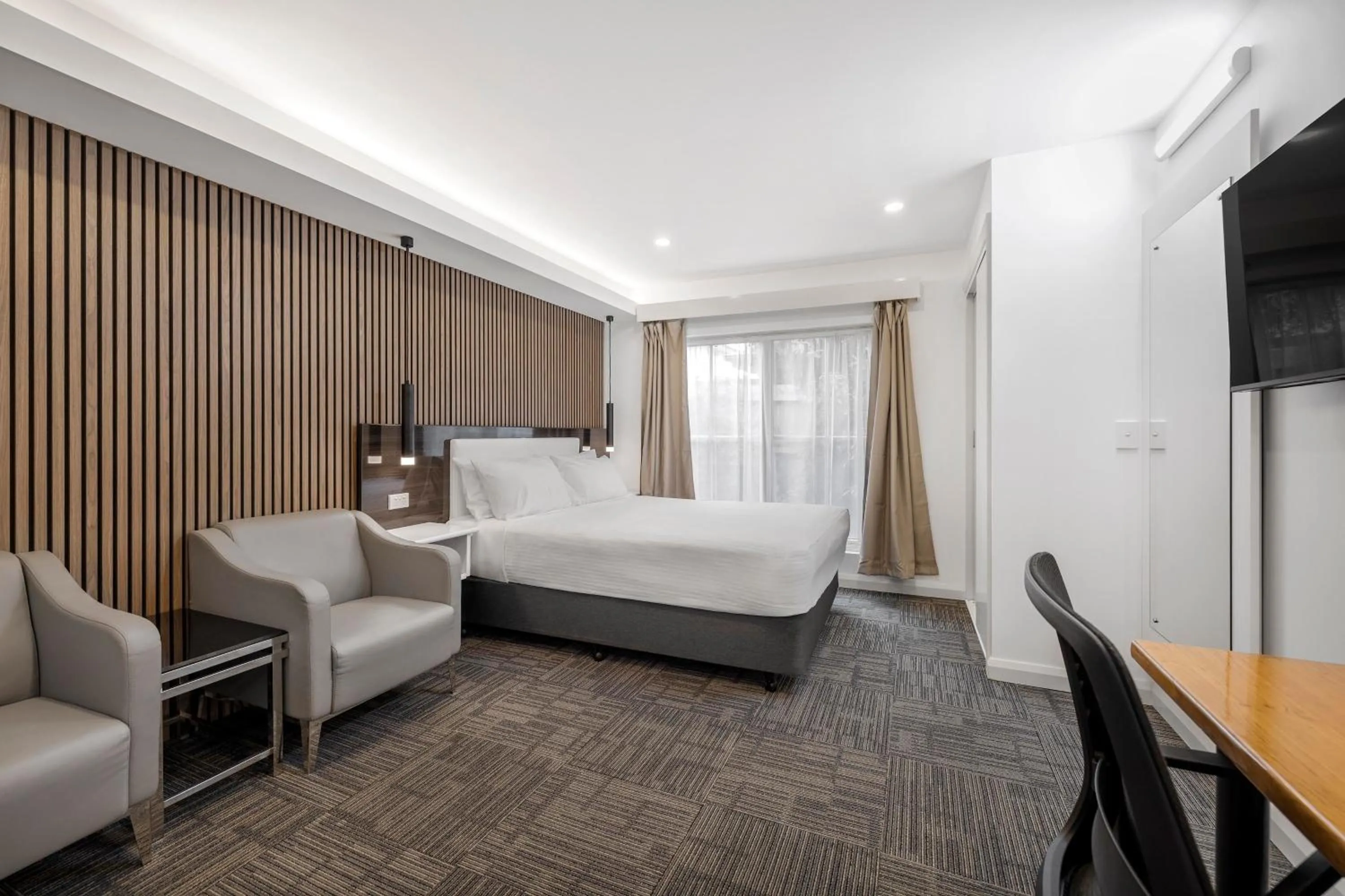 Bed in Best Western Plus Buckingham International