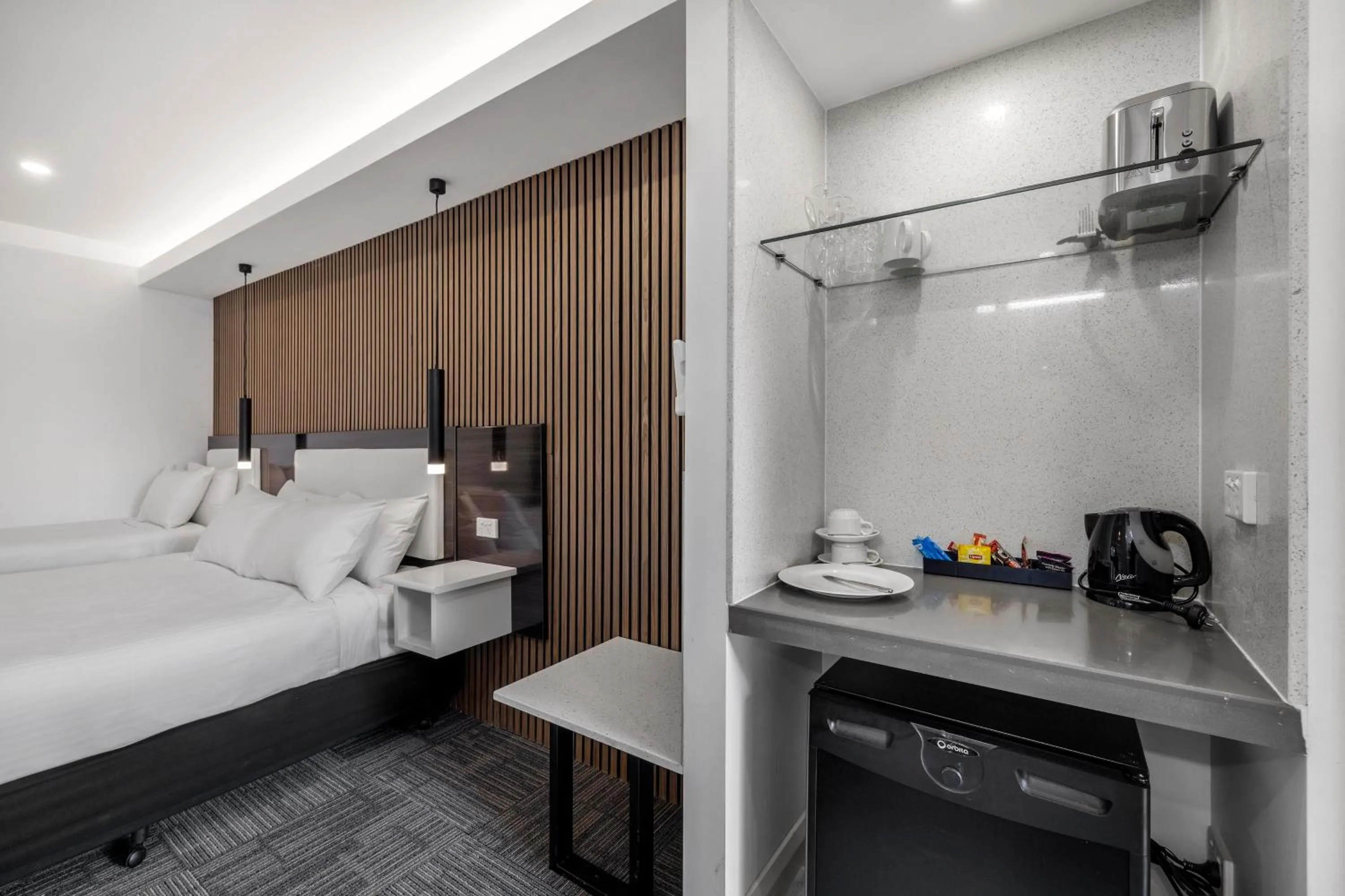 Bed in Best Western Plus Buckingham International