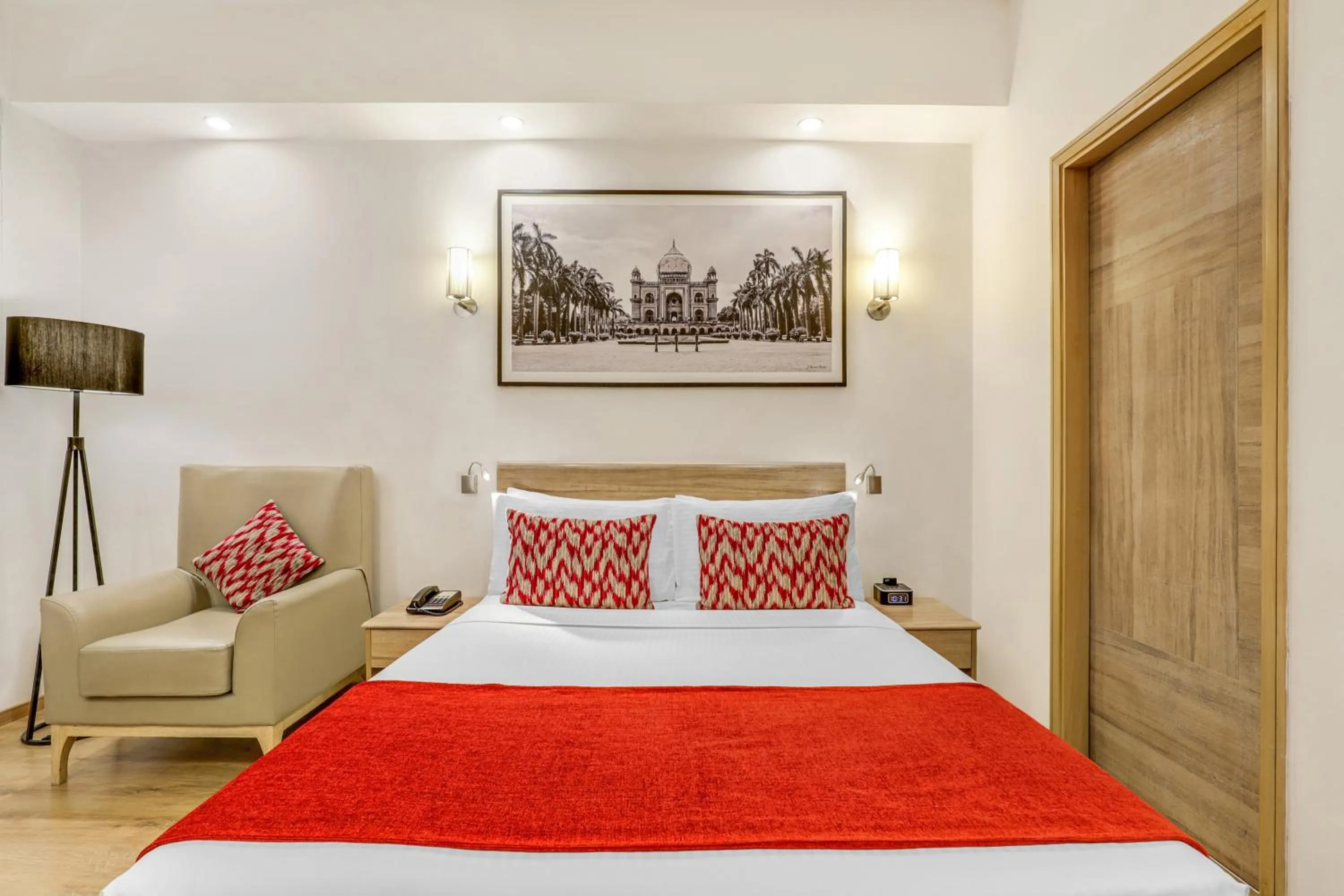 Bedroom, Bed in Lemon Tree Premier City Center