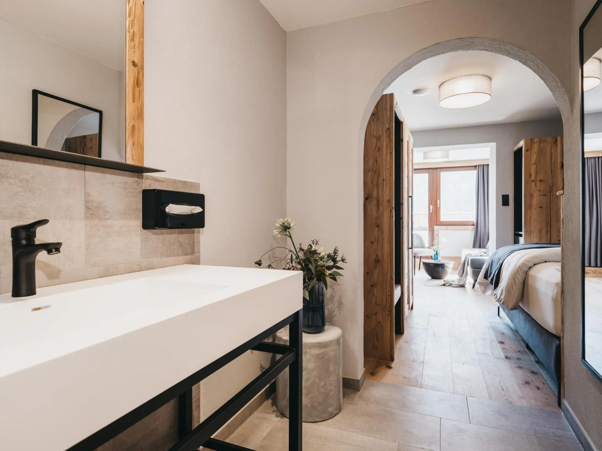 Photo of the whole room, Bed in VAYA Nauders