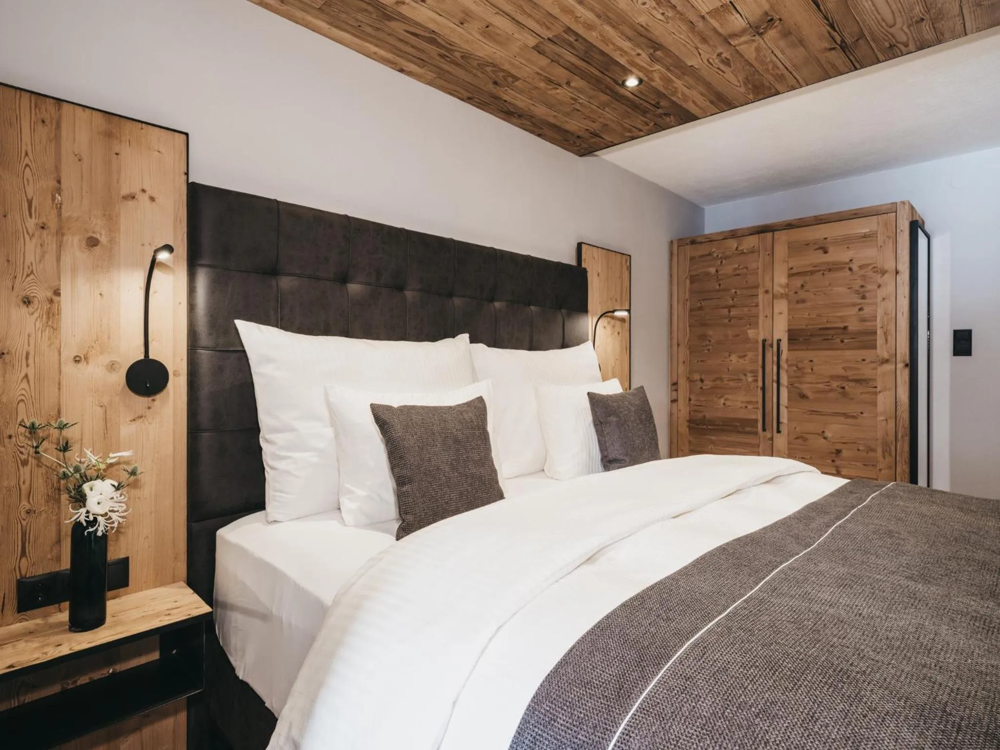 Bedroom, Bed in VAYA Nauders