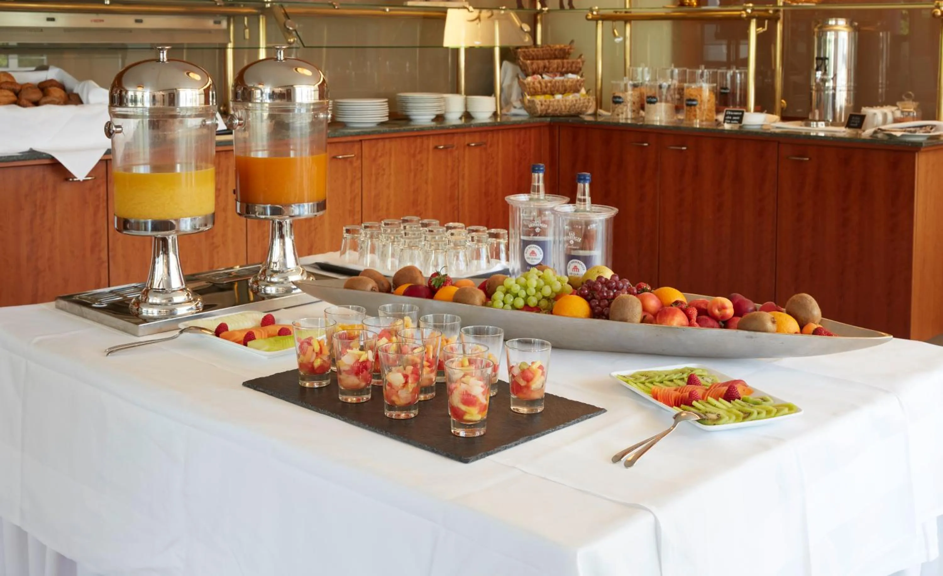 Buffet breakfast in Waldhotel Bärenstein