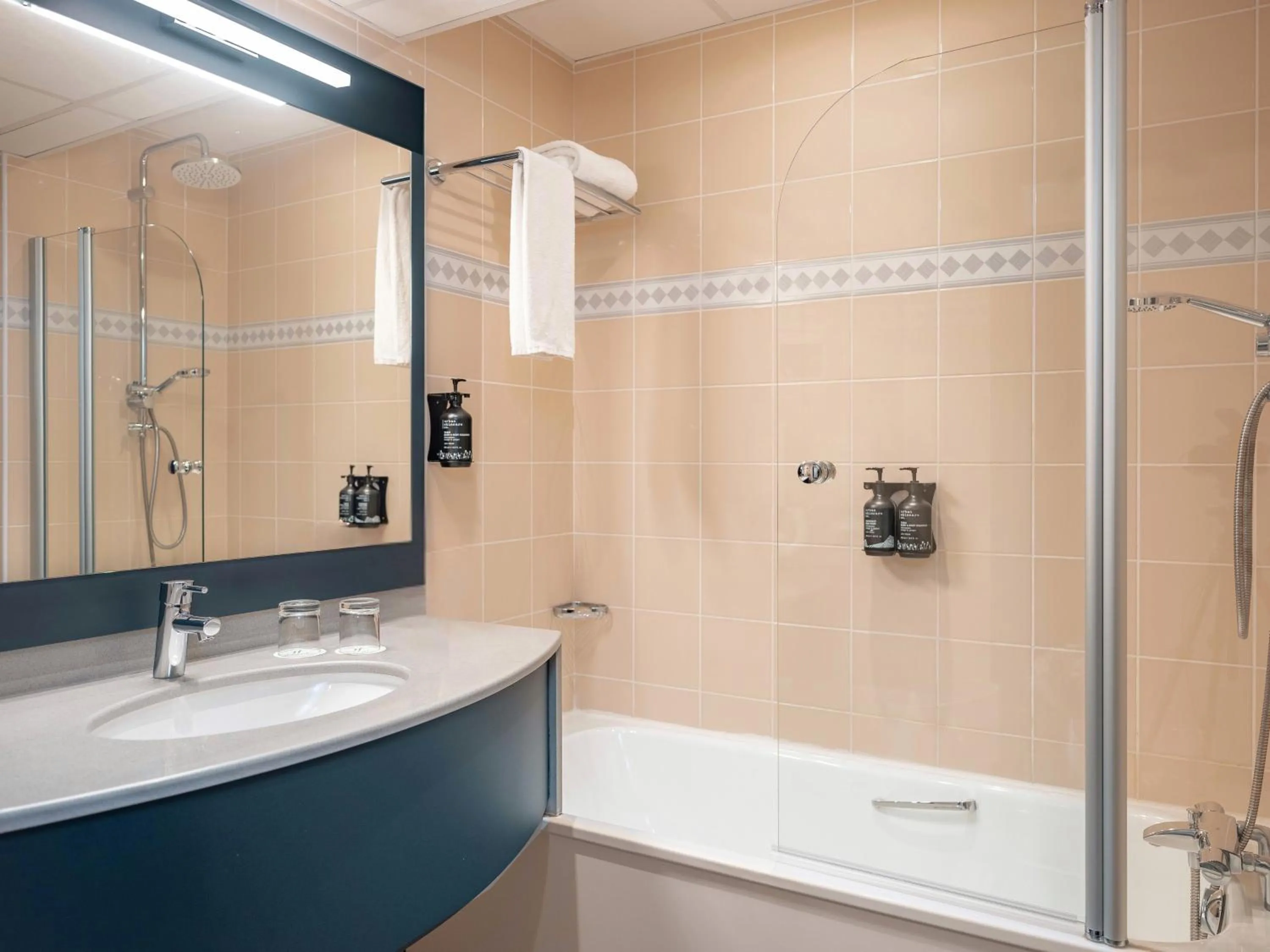 Bathroom in Holiday Inn Toulouse Airport by IHG