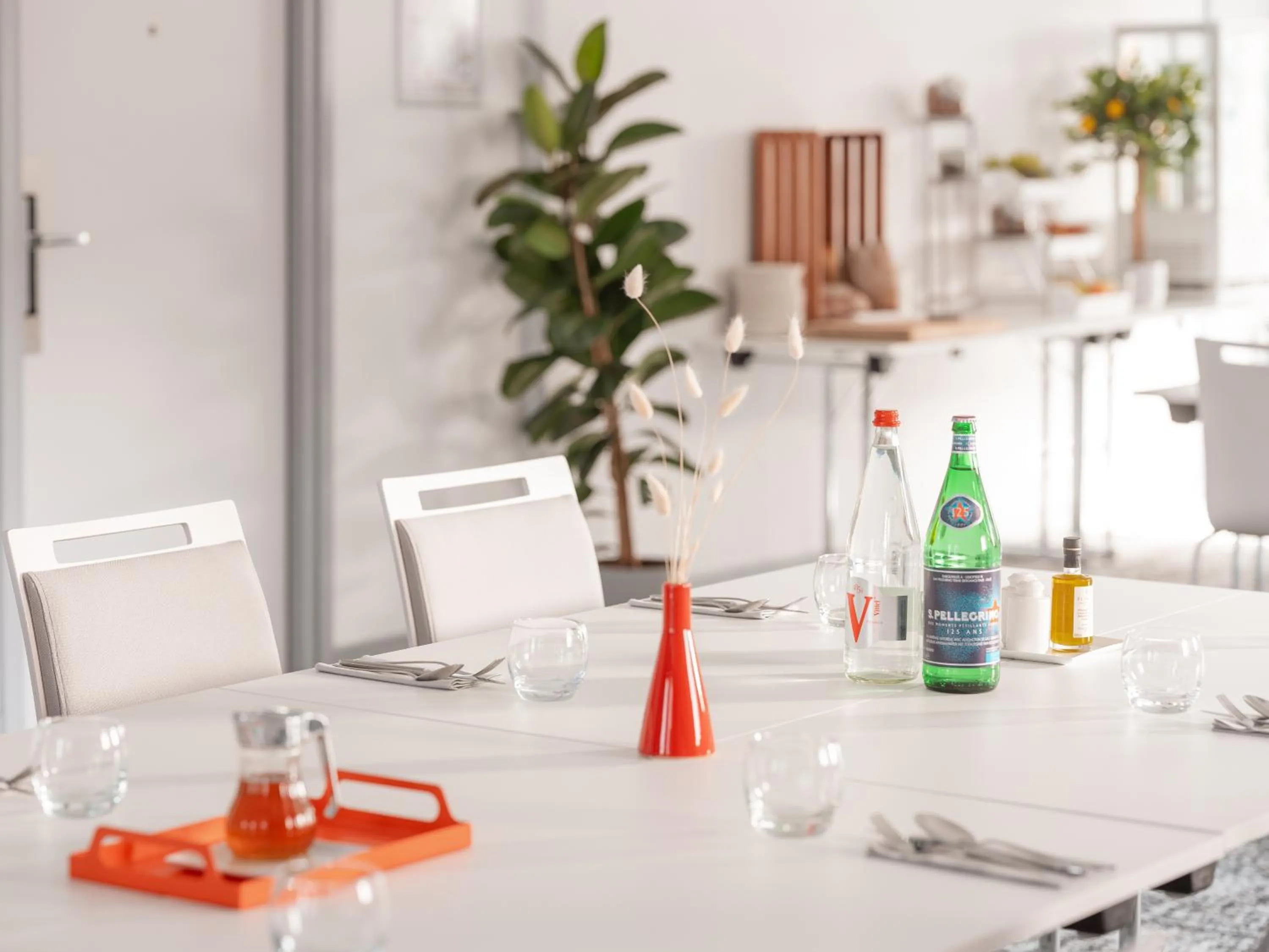 Meeting/conference room in Holiday Inn Toulouse Airport by IHG