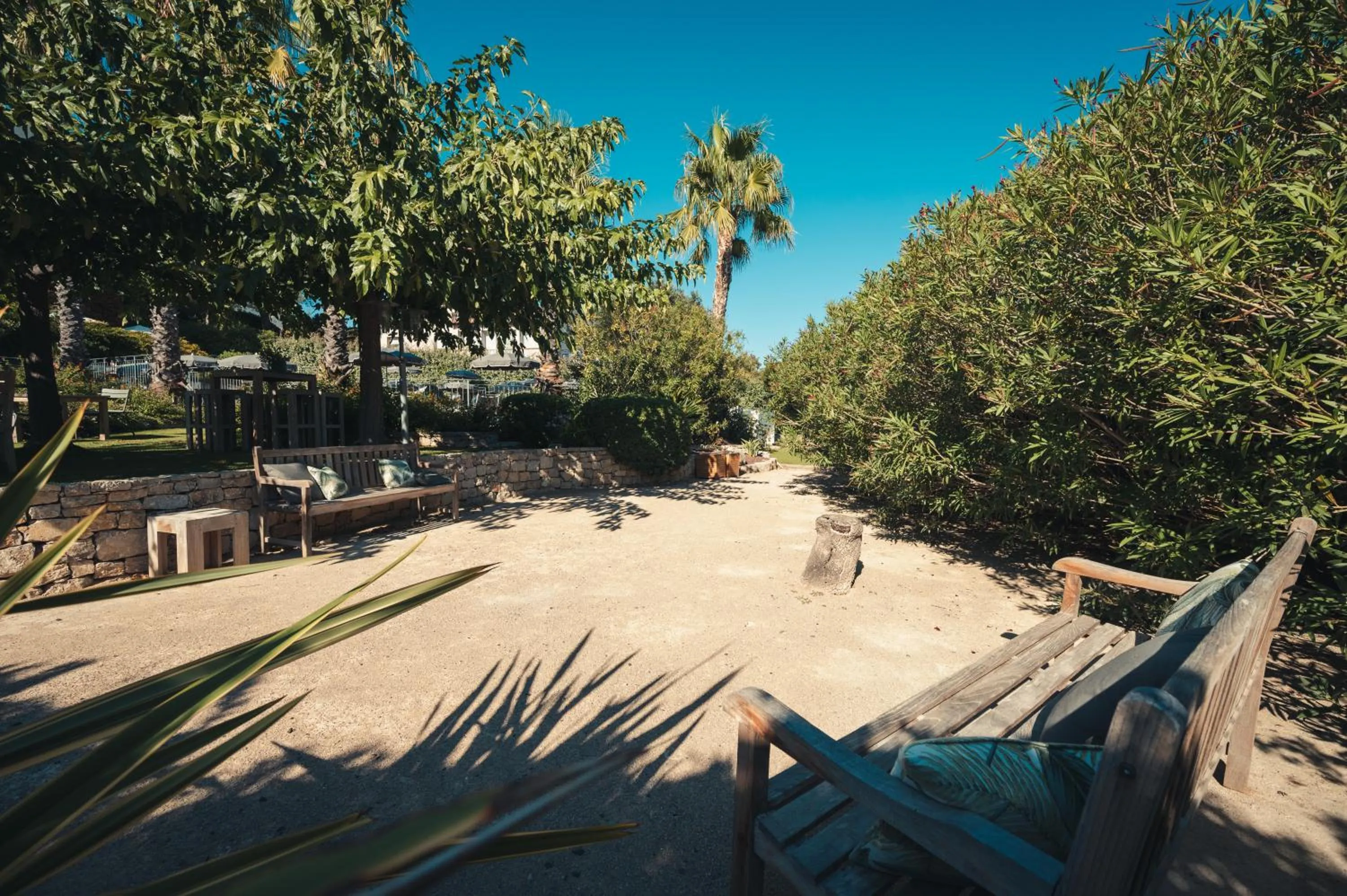 Garden in Van der Valk Hotel Le Catalogne Saint Aygulf