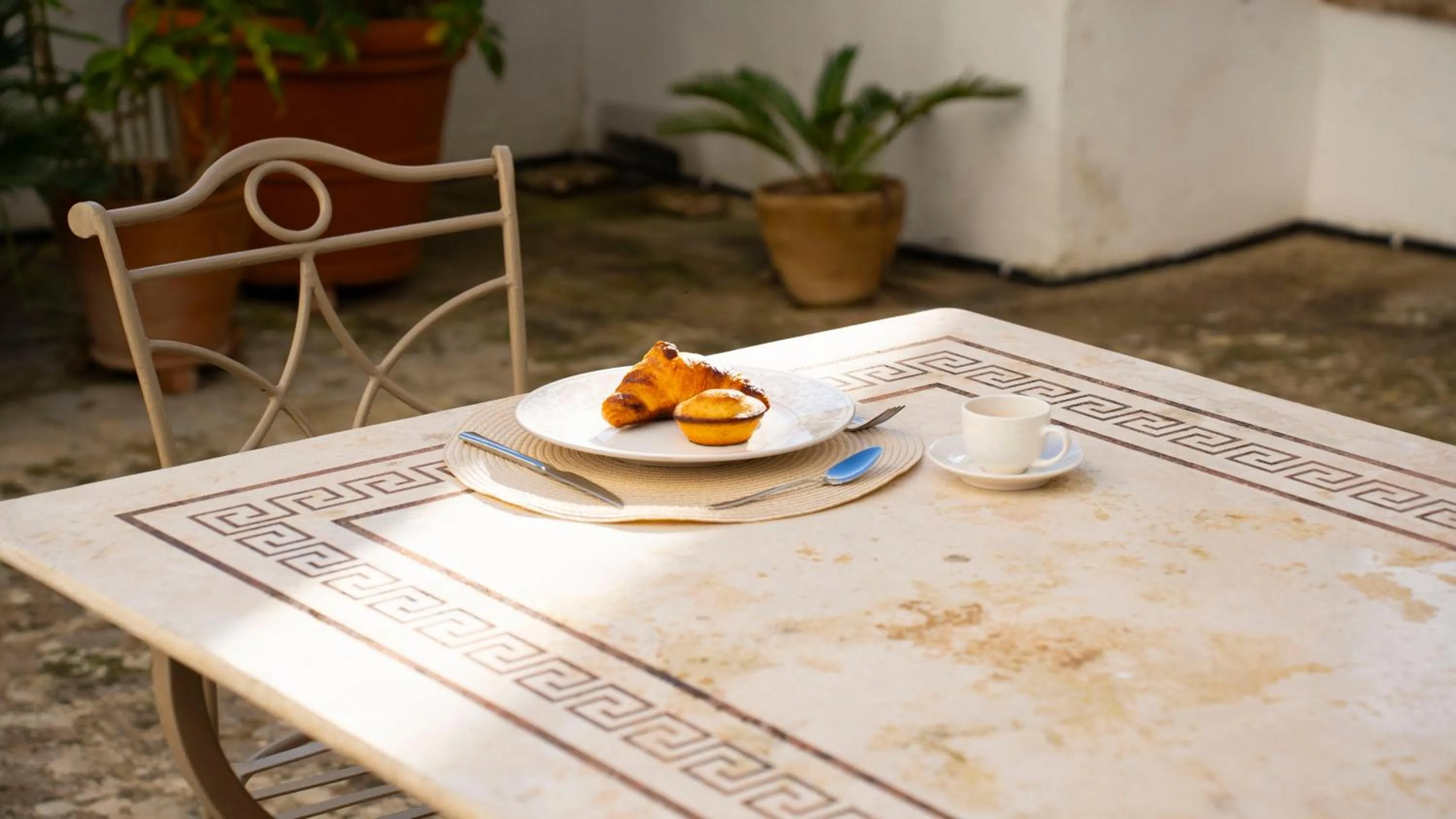 Breakfast in Palazzo Insula