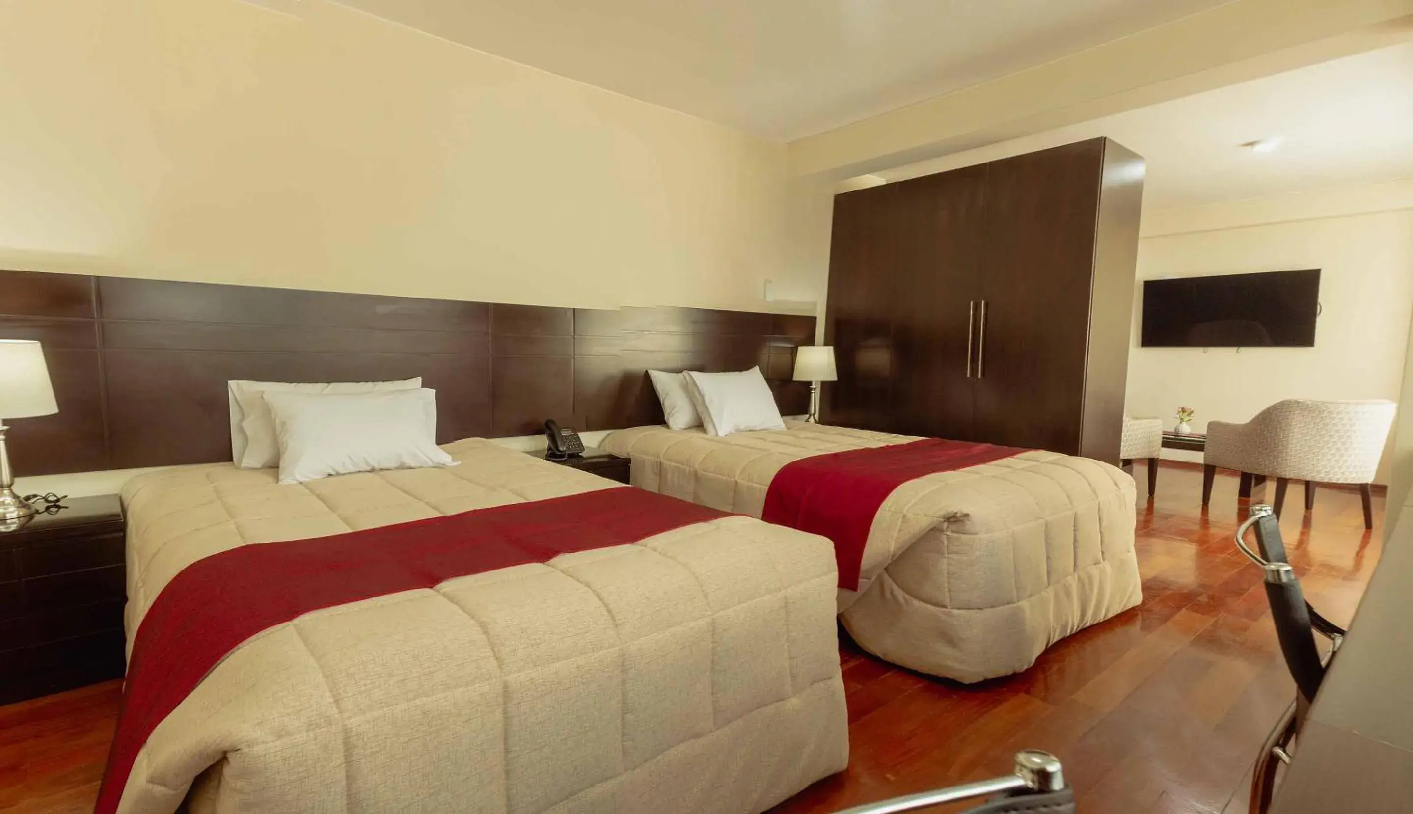Deluxe Double or Twin Room in Group House Apart Hotel Deluxe Double or Twin Room in Group House Apart Hotel