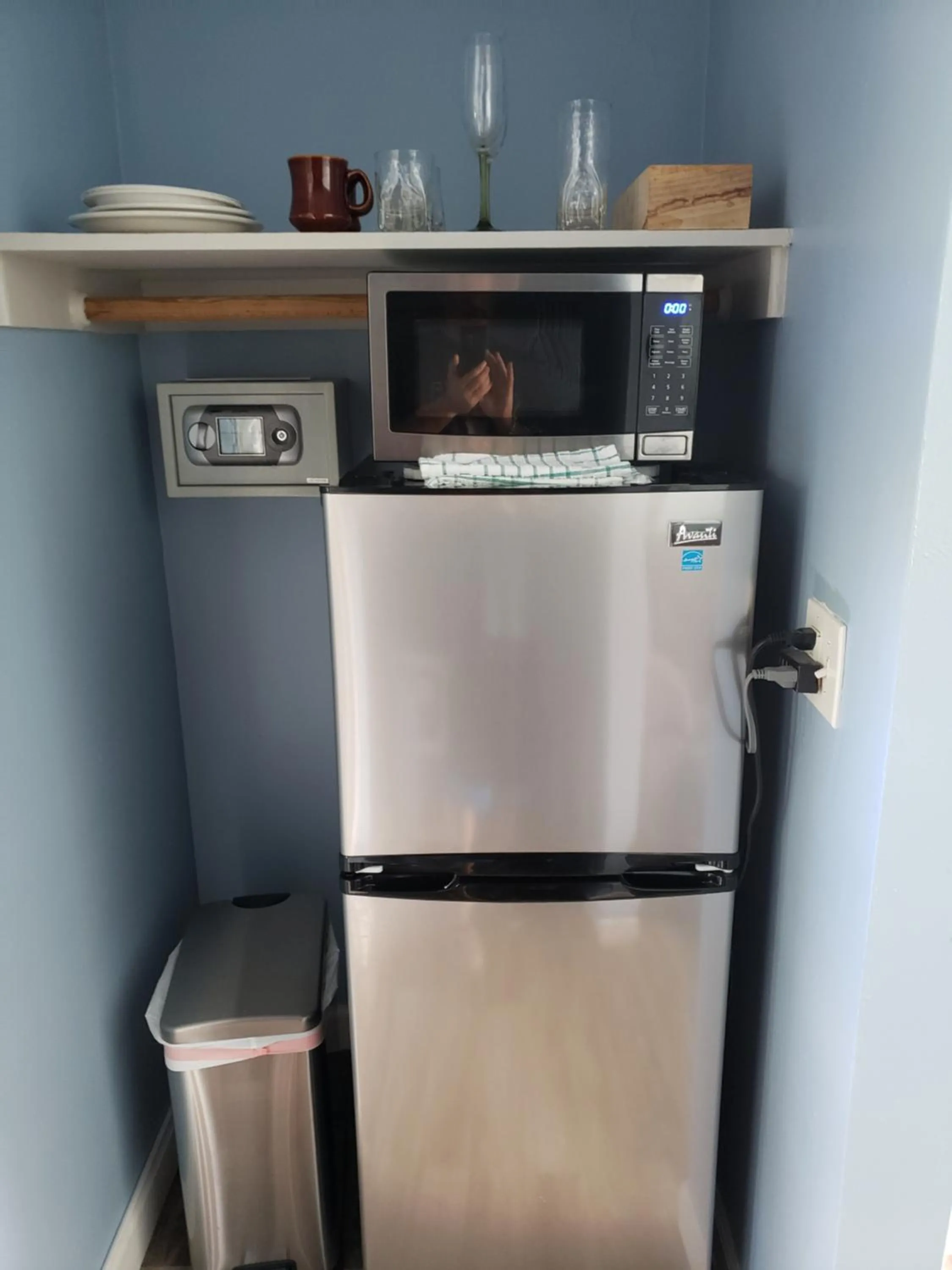 Kitchen or kitchenette in Ashley Brooke Beach Resort