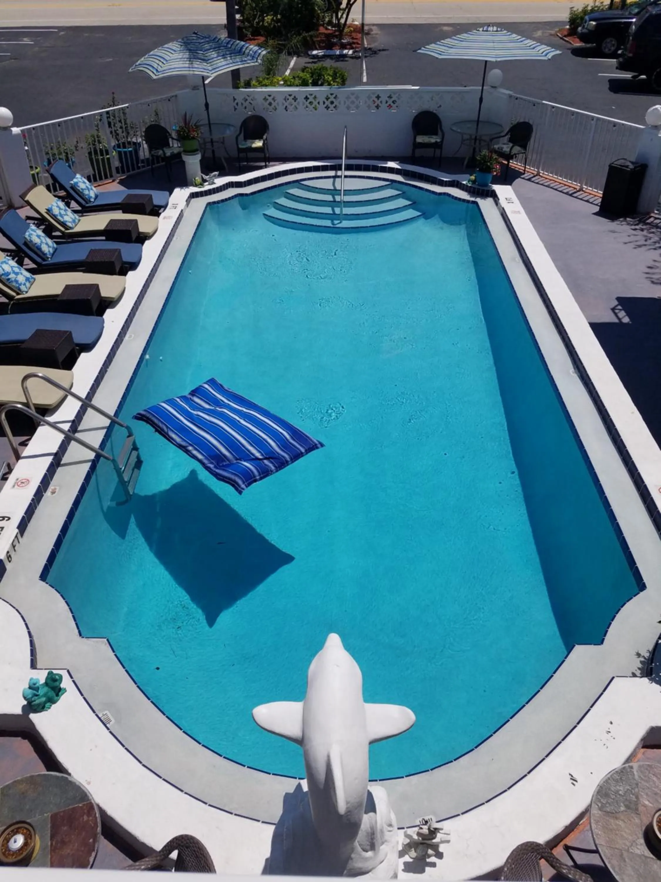 Swimming pool in Ashley Brooke Beach Resort