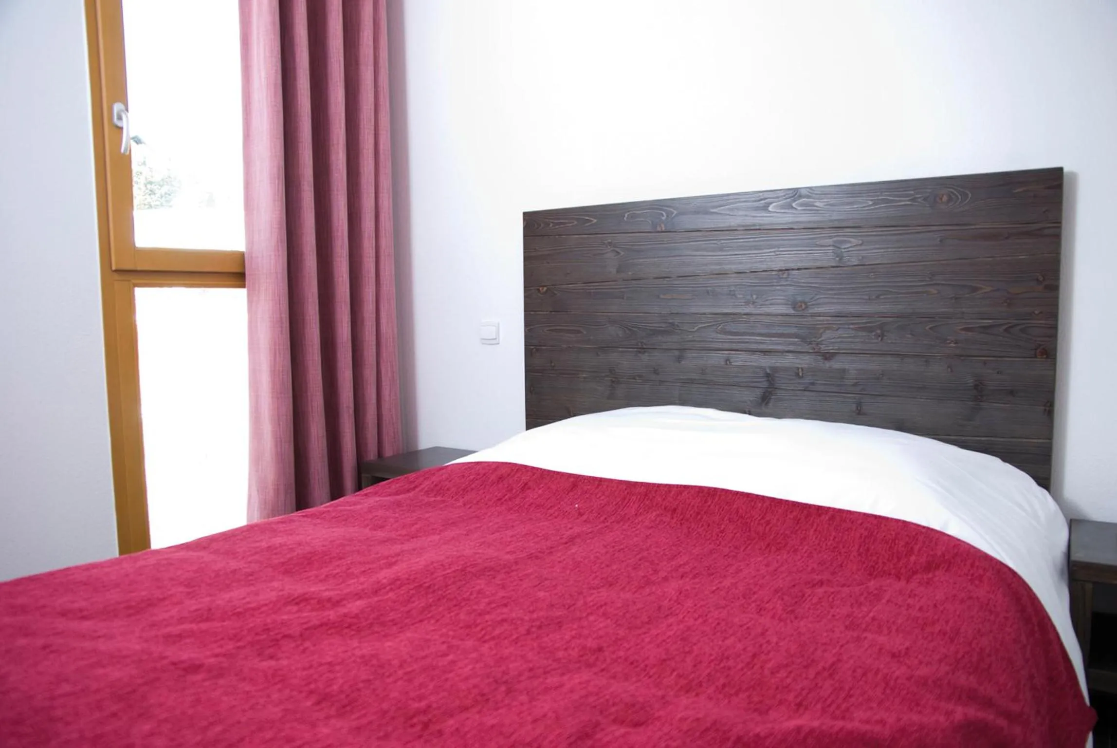 Bedroom, Bed in Lagrange Vacances Le Pic de l'Ours