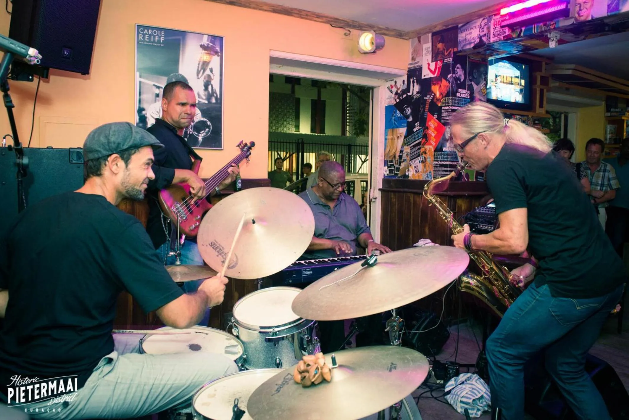 Restaurant/places to eat in Bed & Bike Curacao - Pietermaai