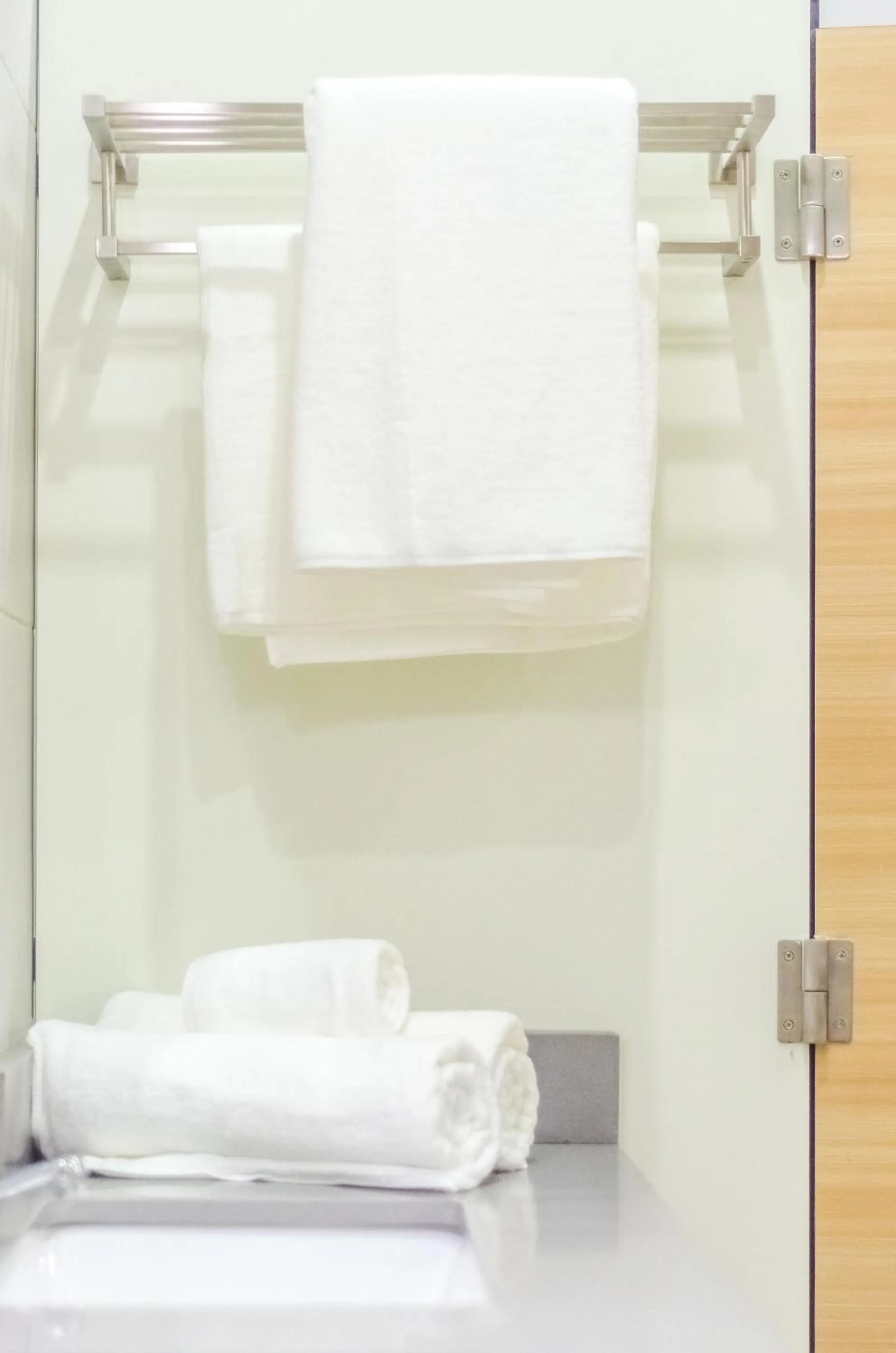 Bathroom, Bed in Bed & Bike Curacao - Pietermaai