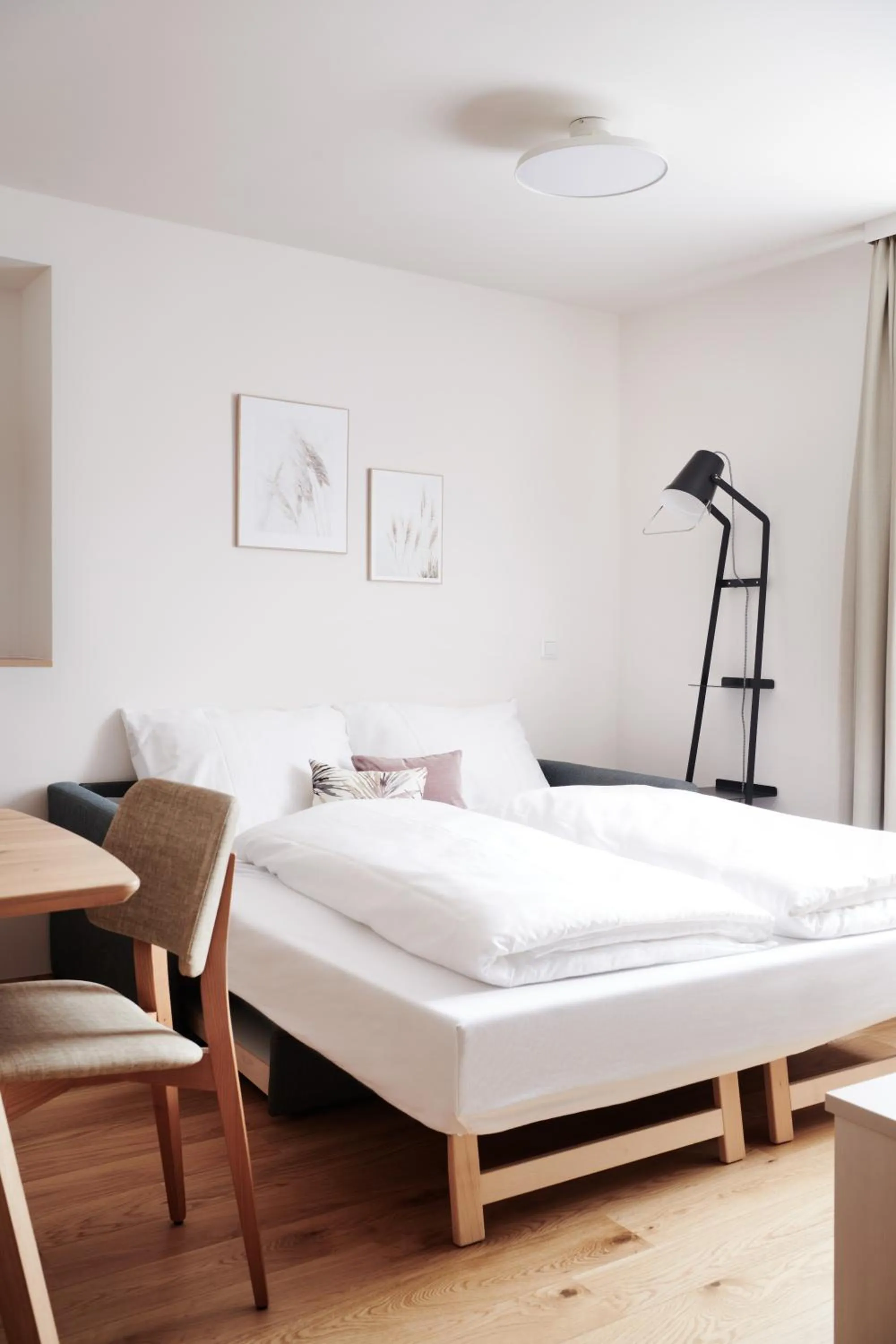 Bed in HOMEBOUND APARTMENTS Salzburg City I - contactless check-in