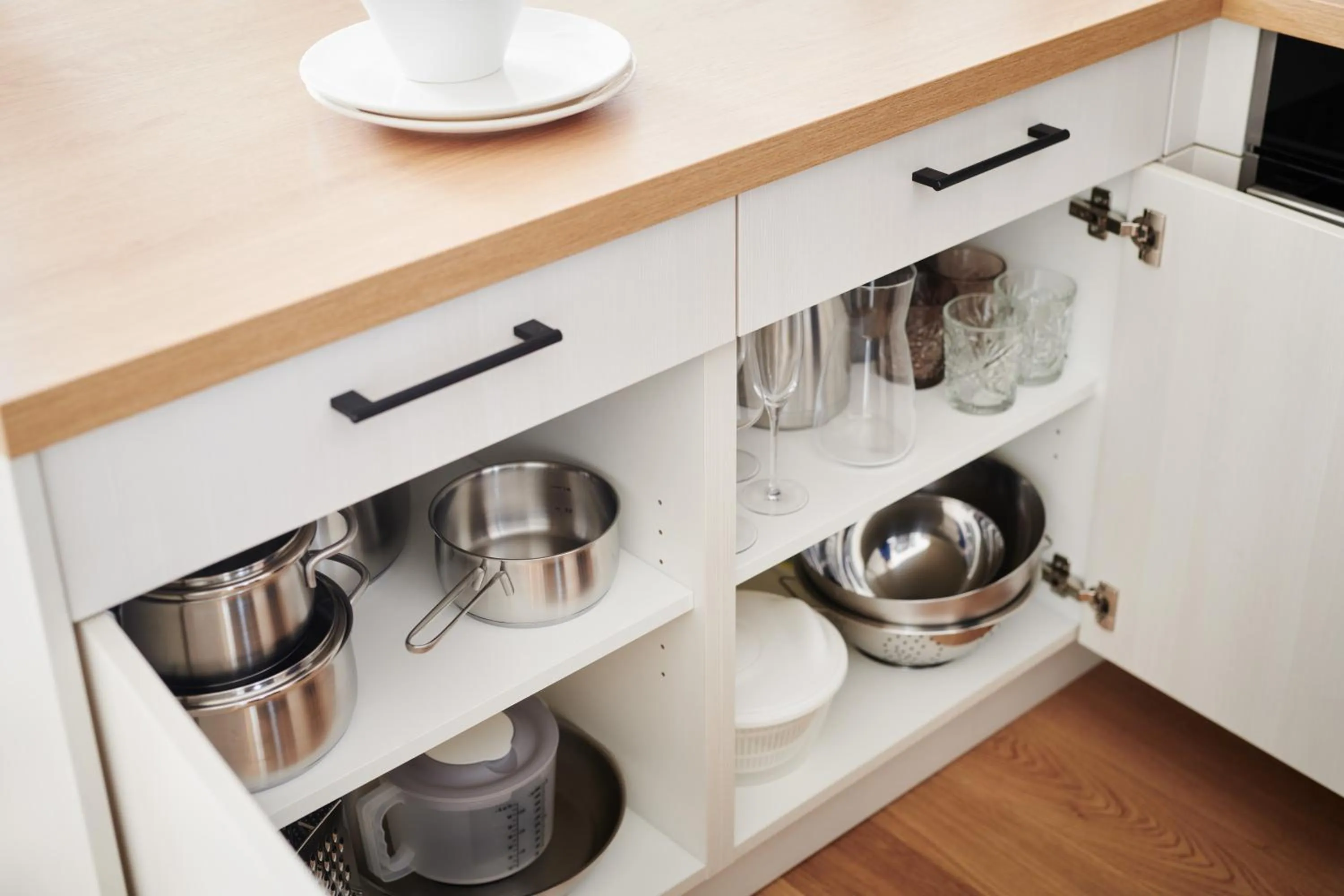 Kitchen or kitchenette in HOMEBOUND APARTMENTS Salzburg City I - contactless check-in