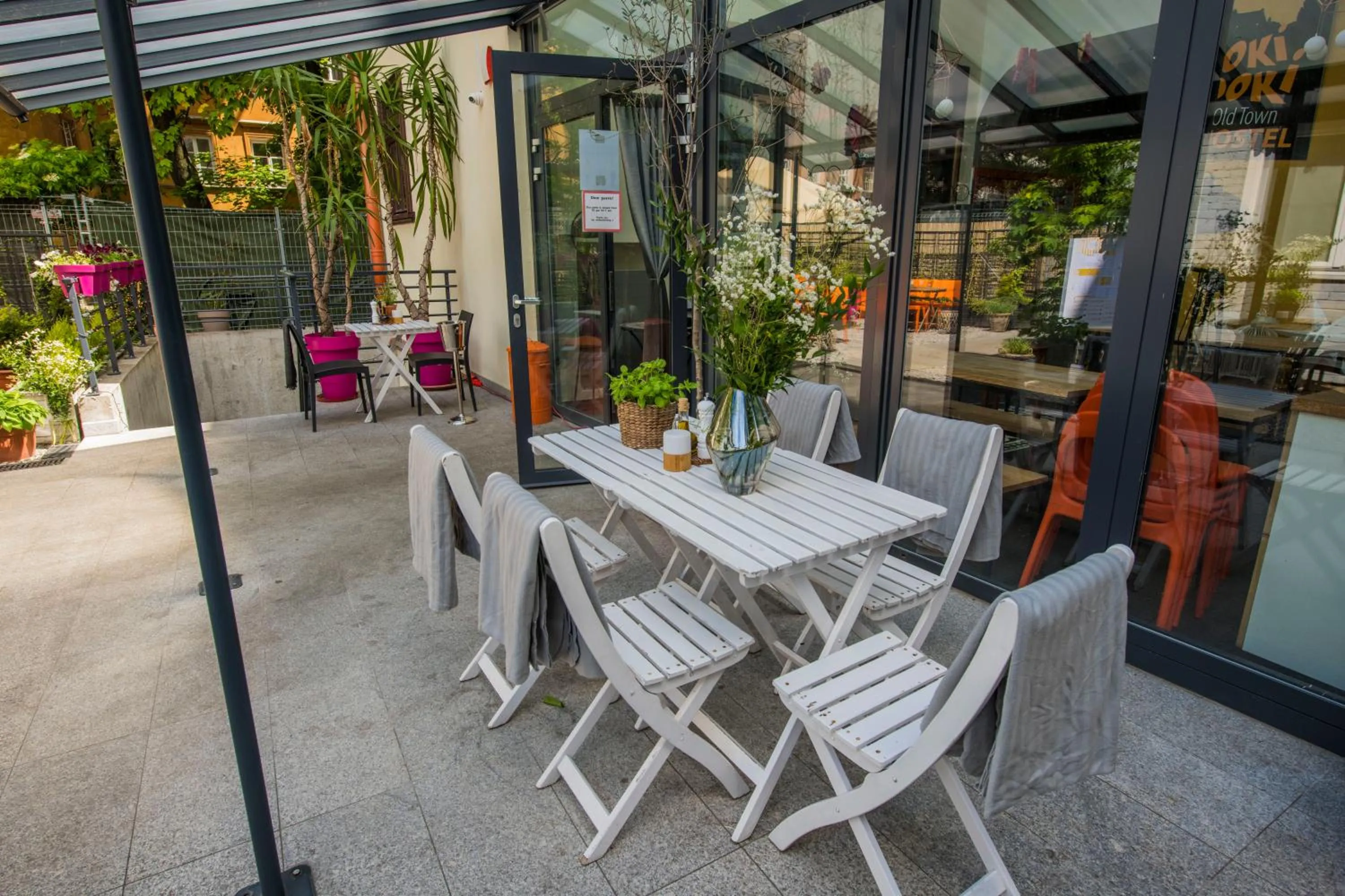 Property building in Oki Doki OLD TOWN