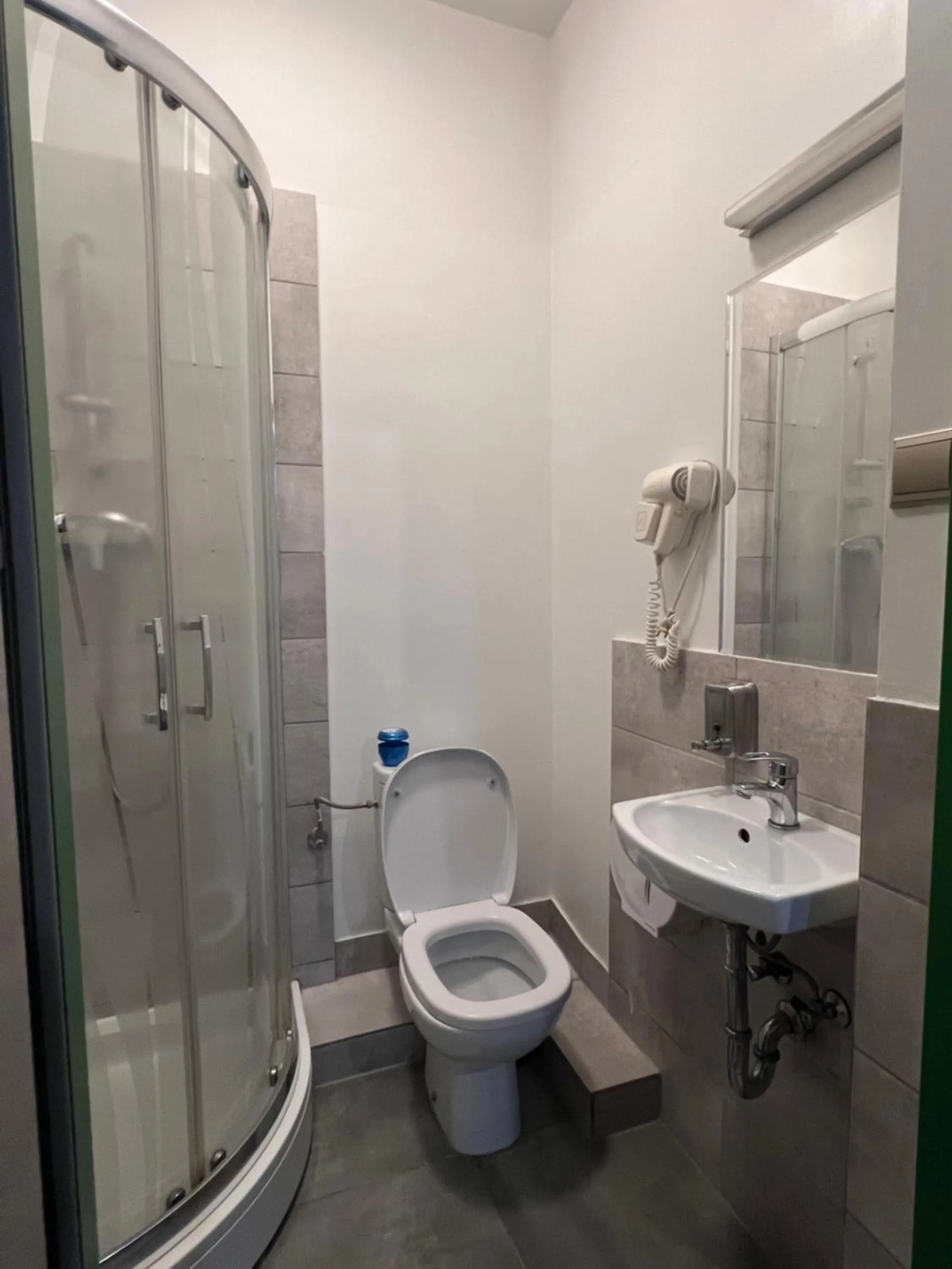 Shower in Oki Doki OLD TOWN