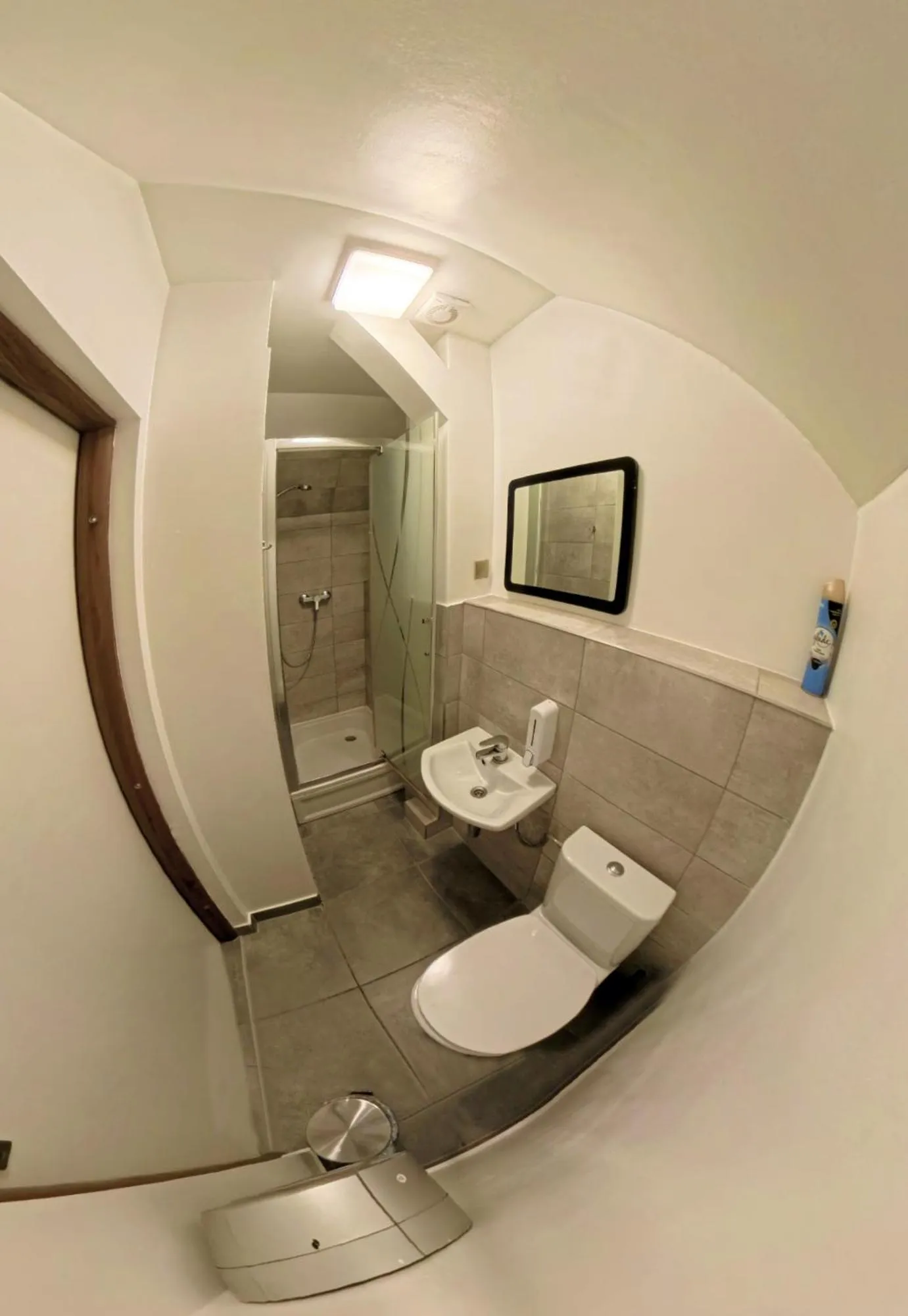 Shower in Oki Doki OLD TOWN