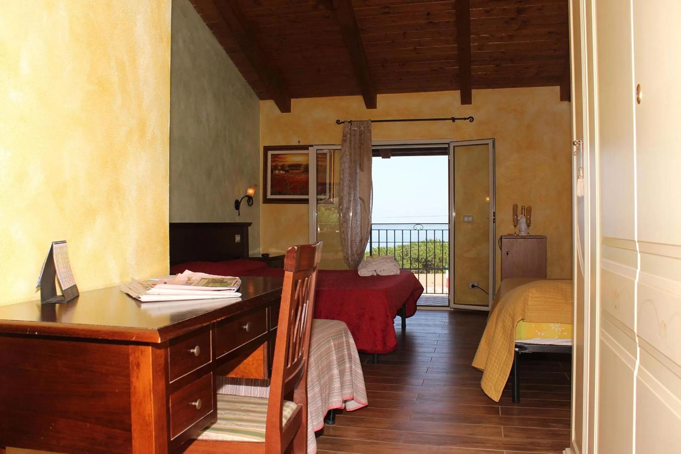 Bed in Villa Paladino - B&B e Guest House