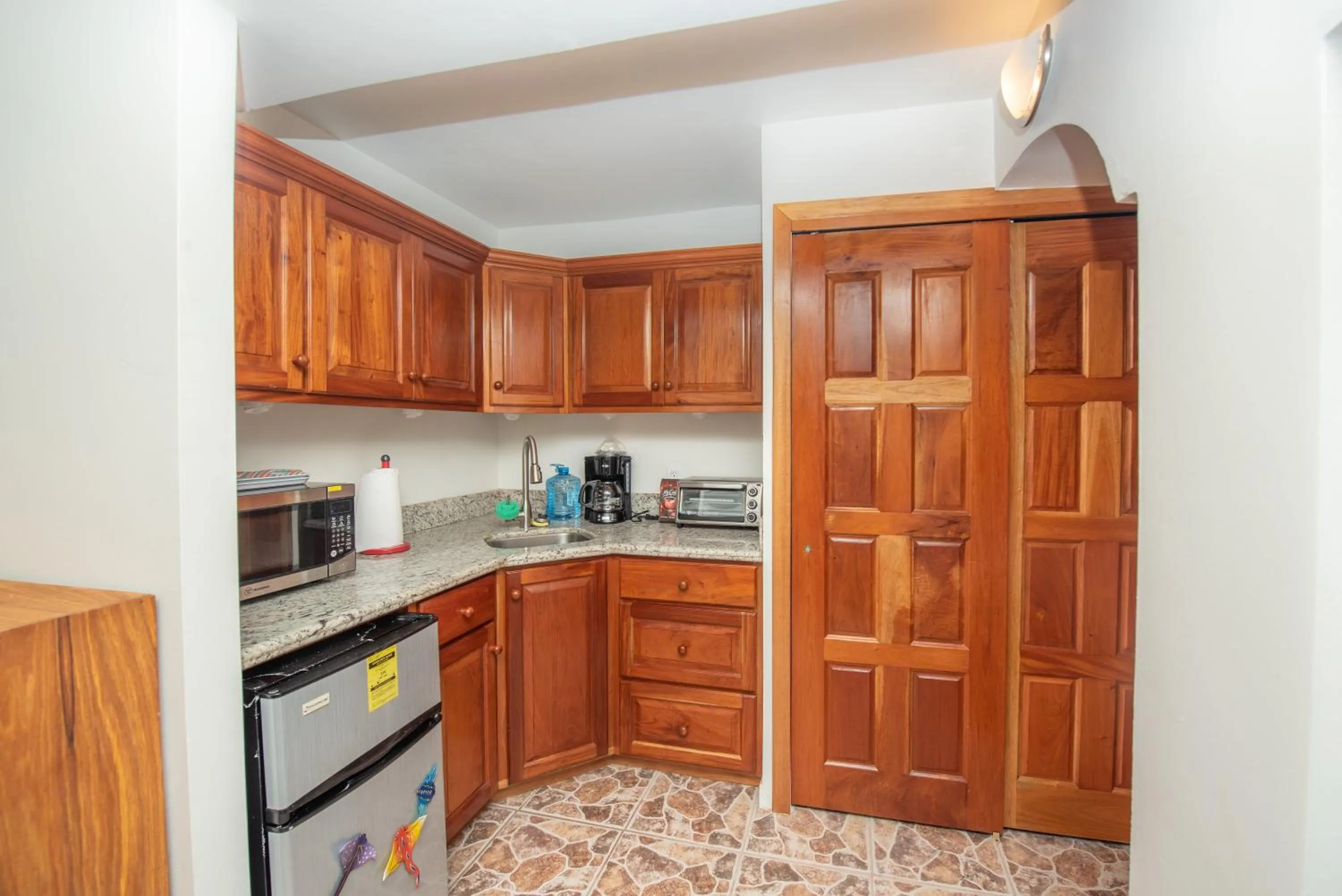 Kitchen or kitchenette in Bella Vista Resort Belize