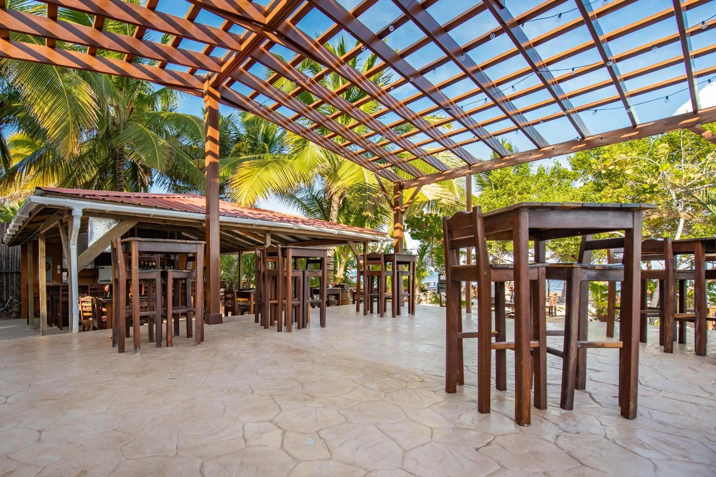 Restaurant/places to eat in Bella Vista Resort Belize