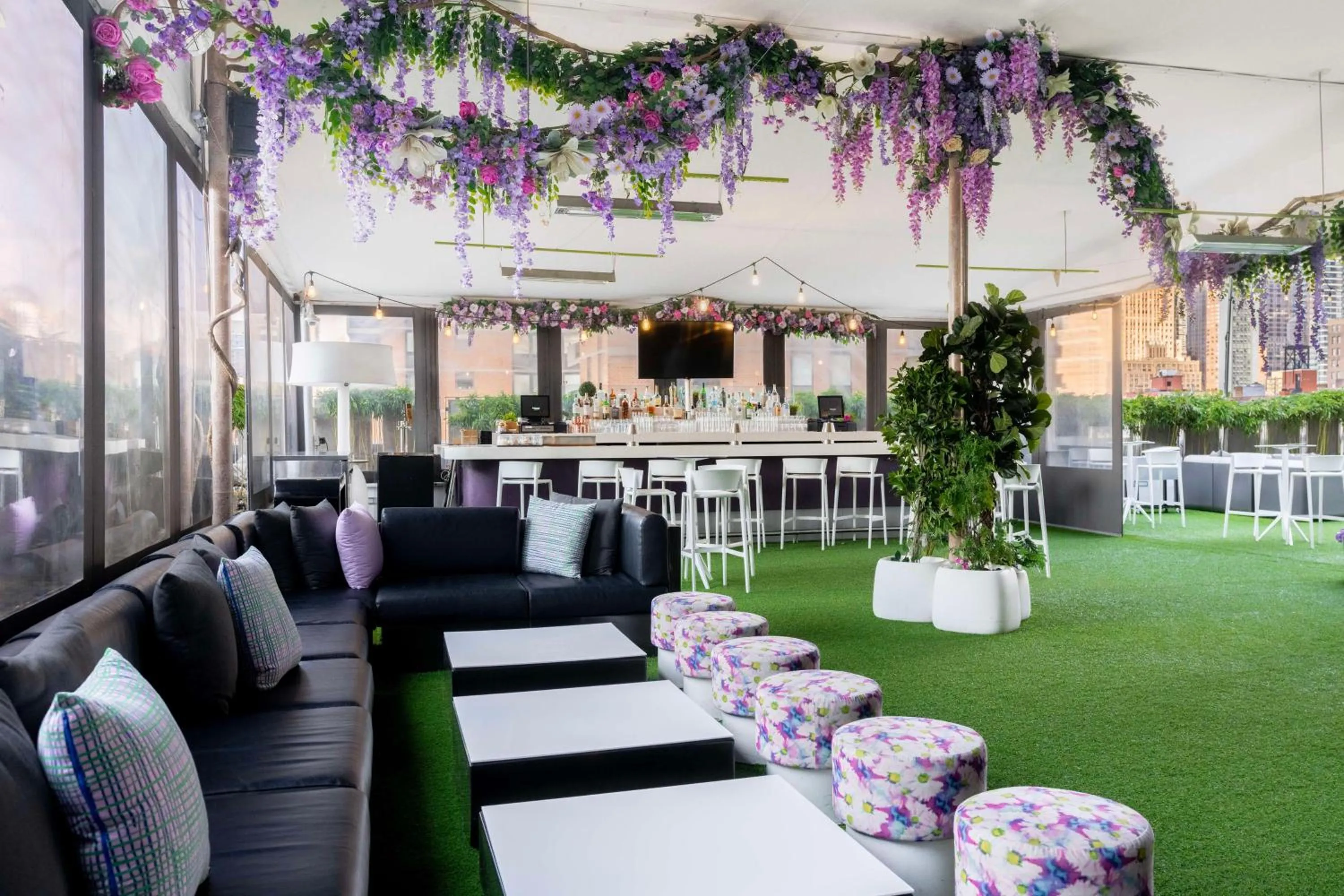 Patio in YOTEL New York Times Square