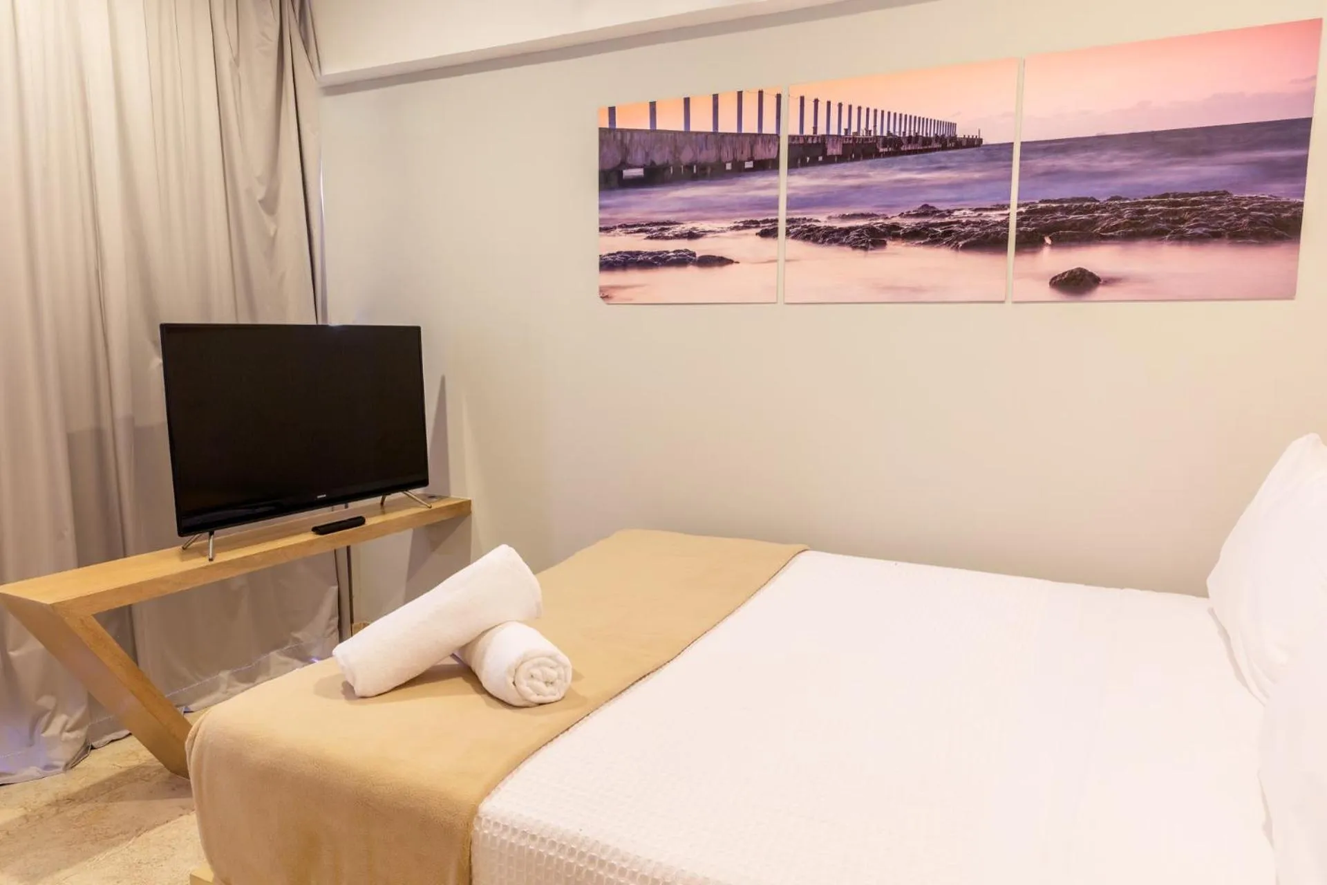 Photo of the whole room, Bed in Hotelito del Mar Playa del Carmen