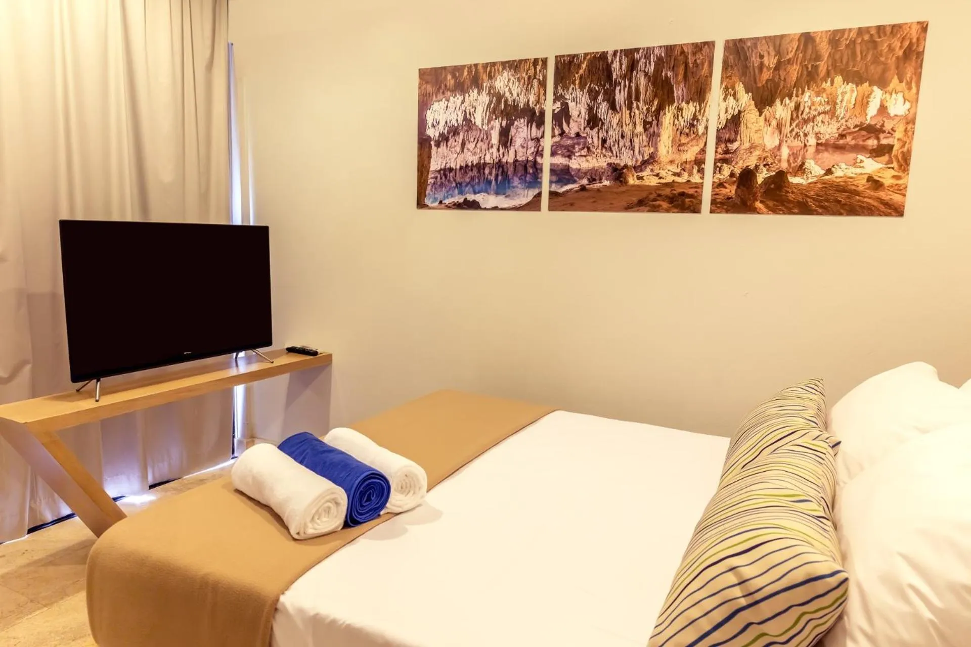 Bed in Hotelito del Mar Playa del Carmen