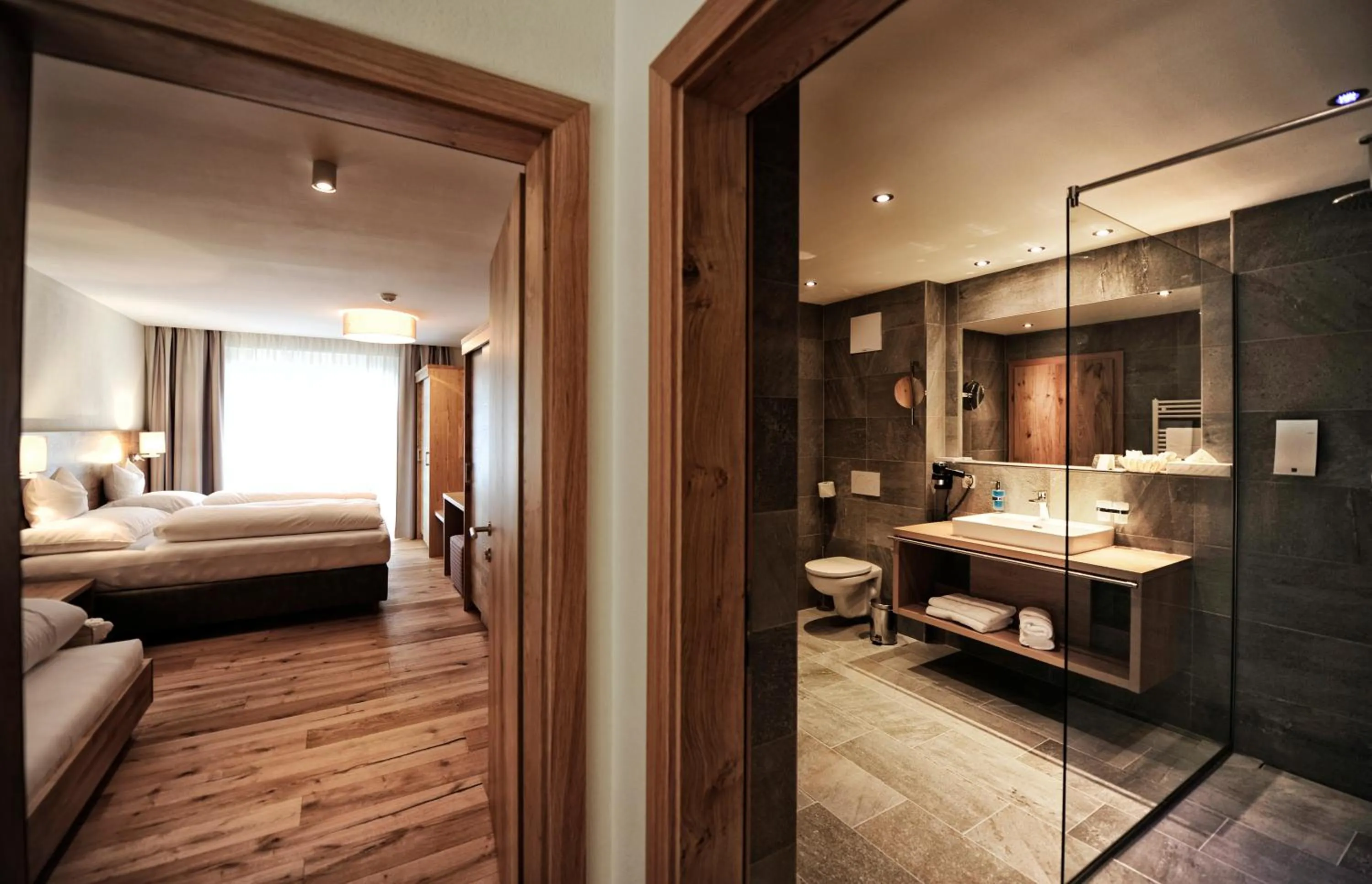 Balcony/Terrace, Bed in Hotel Dorfstadl