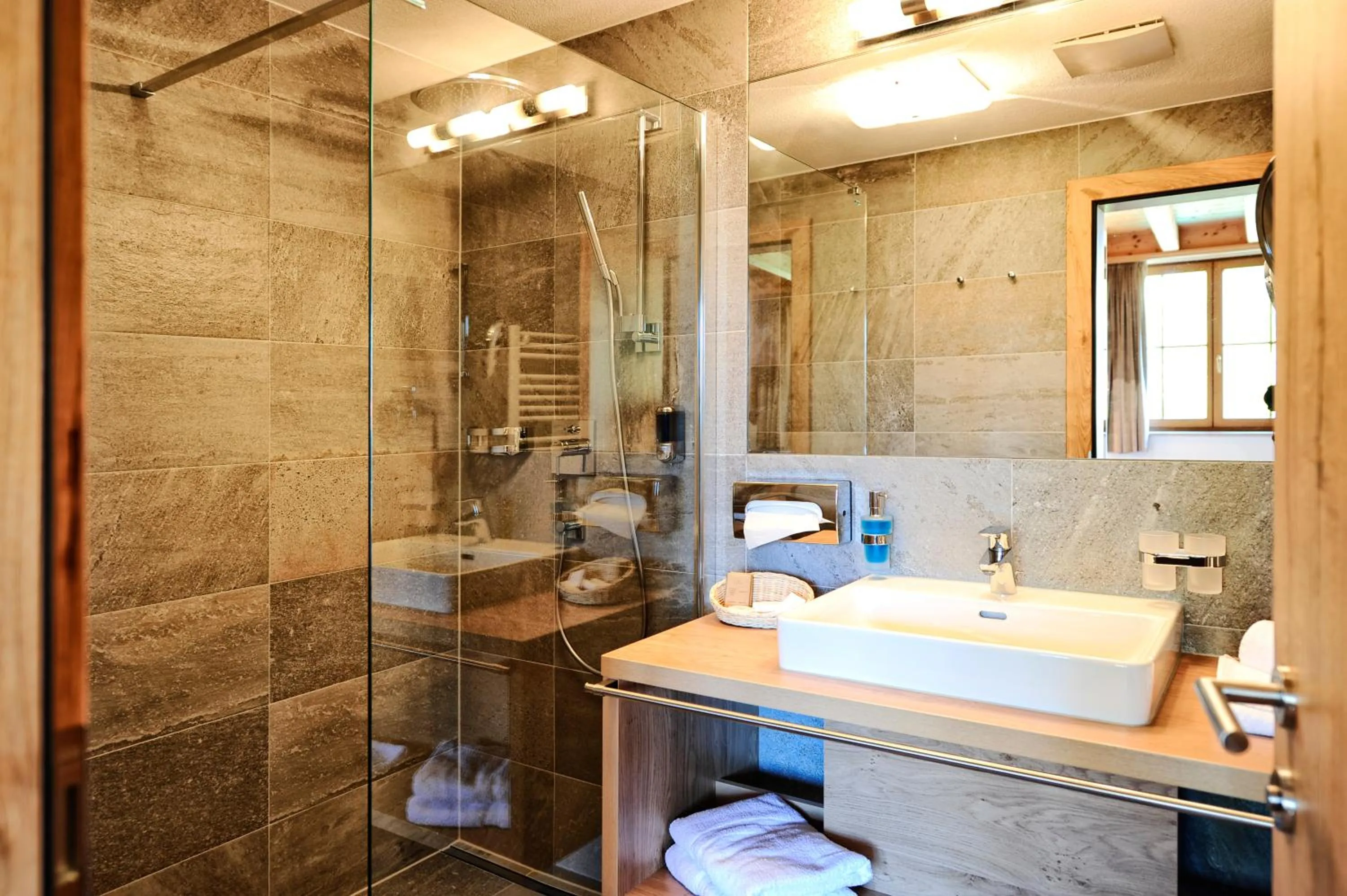 Bathroom in Hotel Dorfstadl