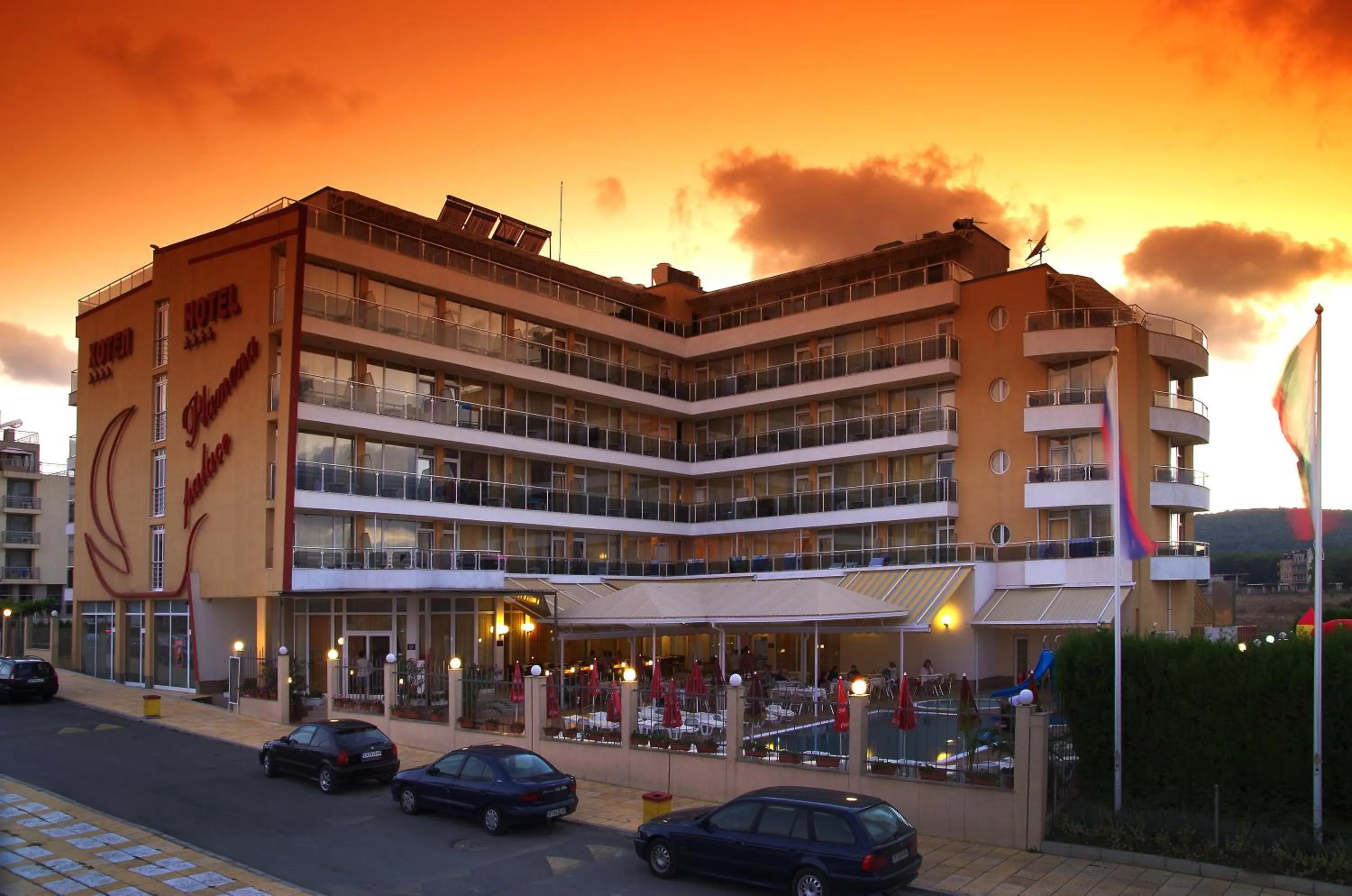 Facade/entrance in Hotel Plamena Palace