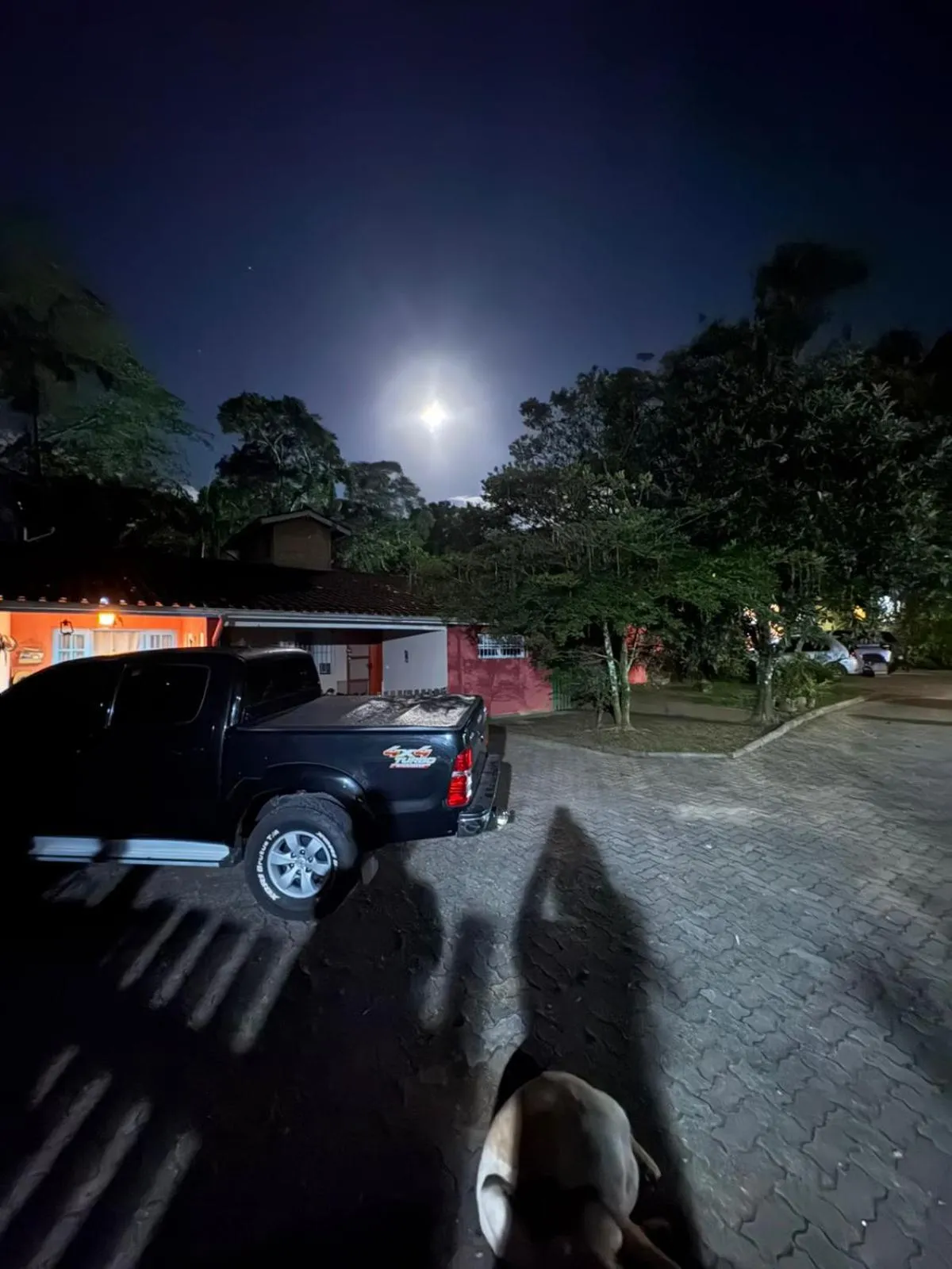 Aconchego 3 dorms, piscina, churrasq em Condomínio Fechado