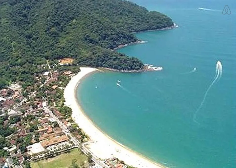 Bird's eye view in Aconchego 3 dorms, piscina, churrasq em Condomínio Fechado