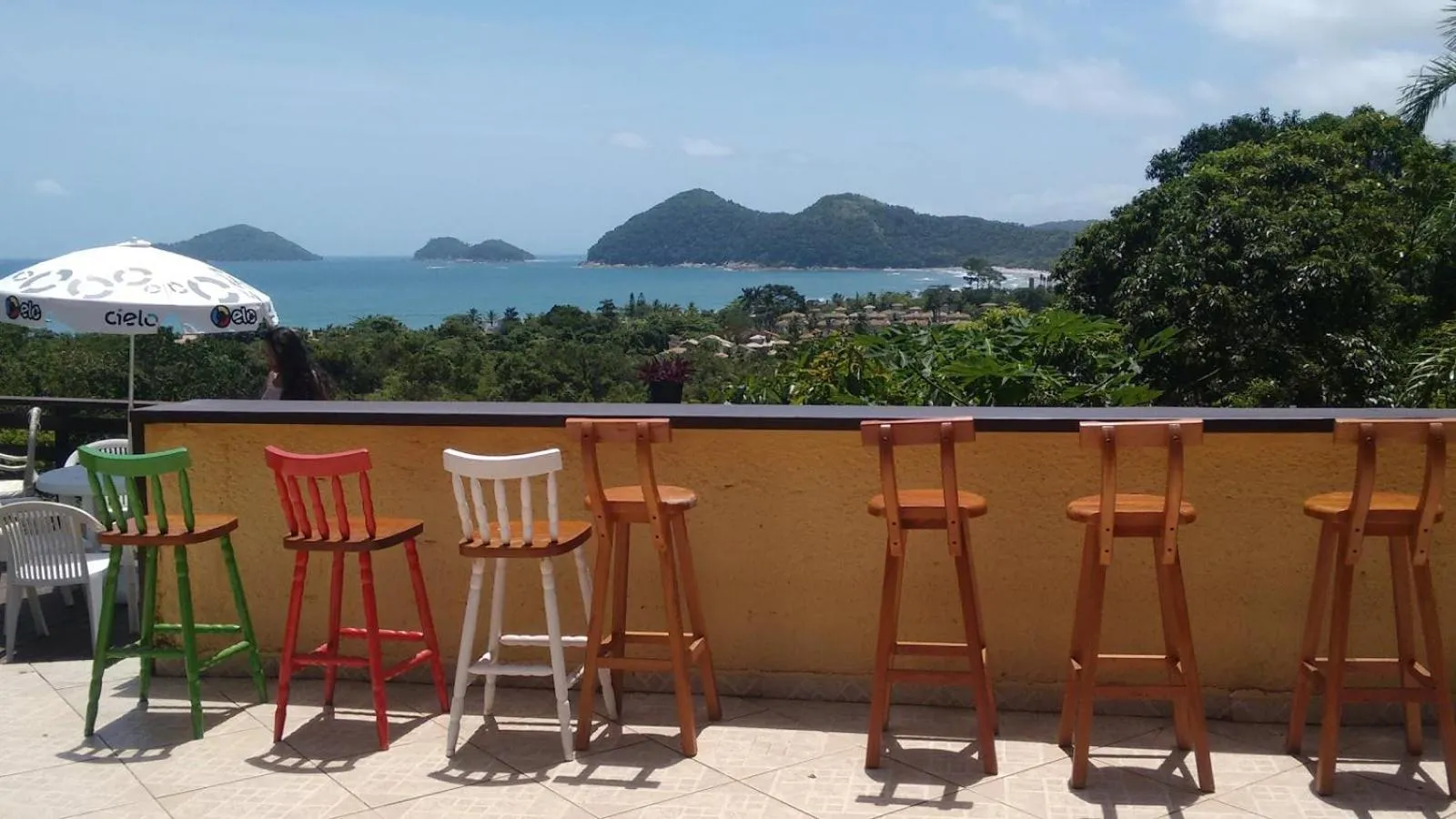 Beach in Aconchego 3 dorms, piscina, churrasq em Condomínio Fechado