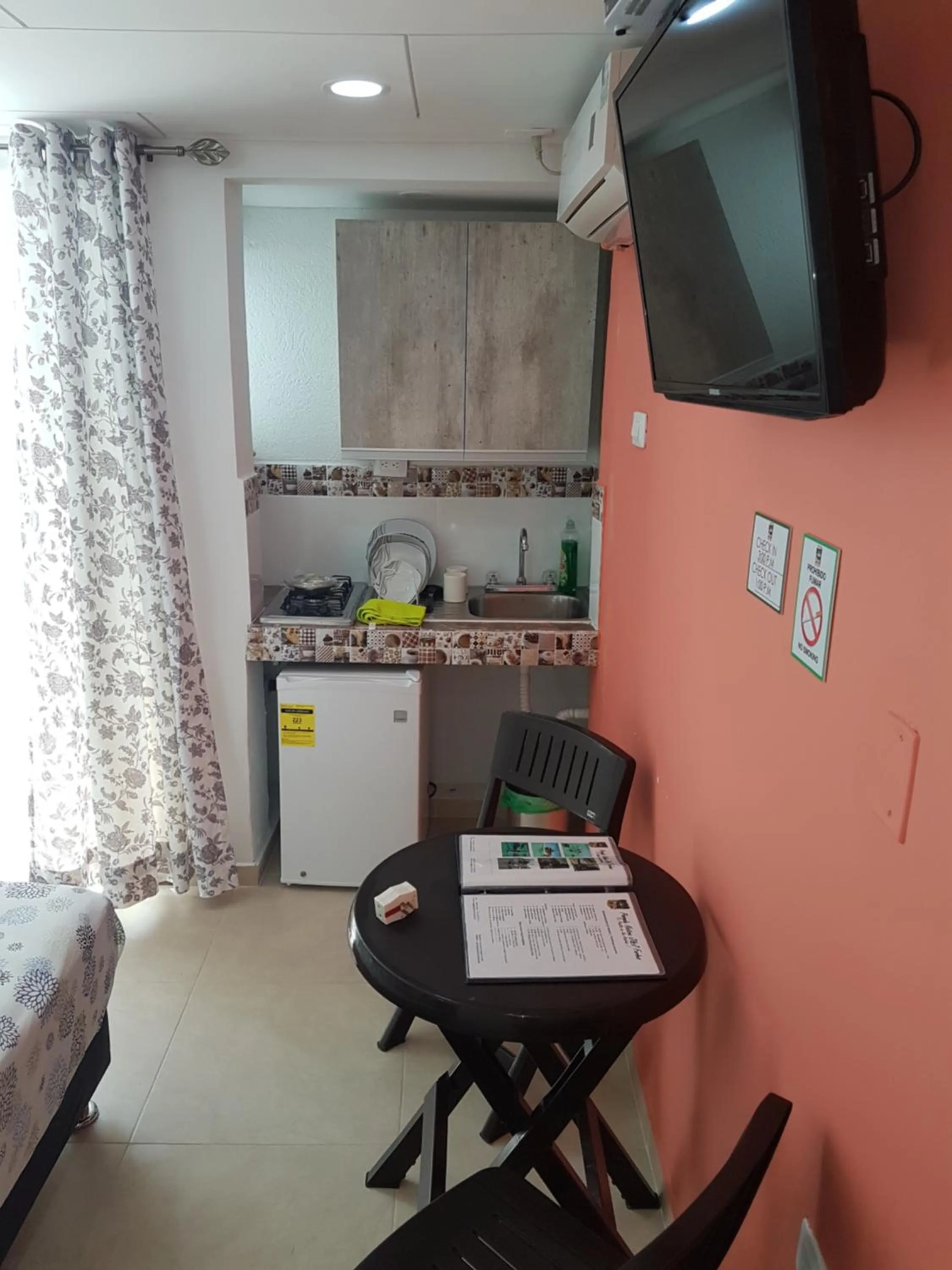 Posada J&J Forbes - 1