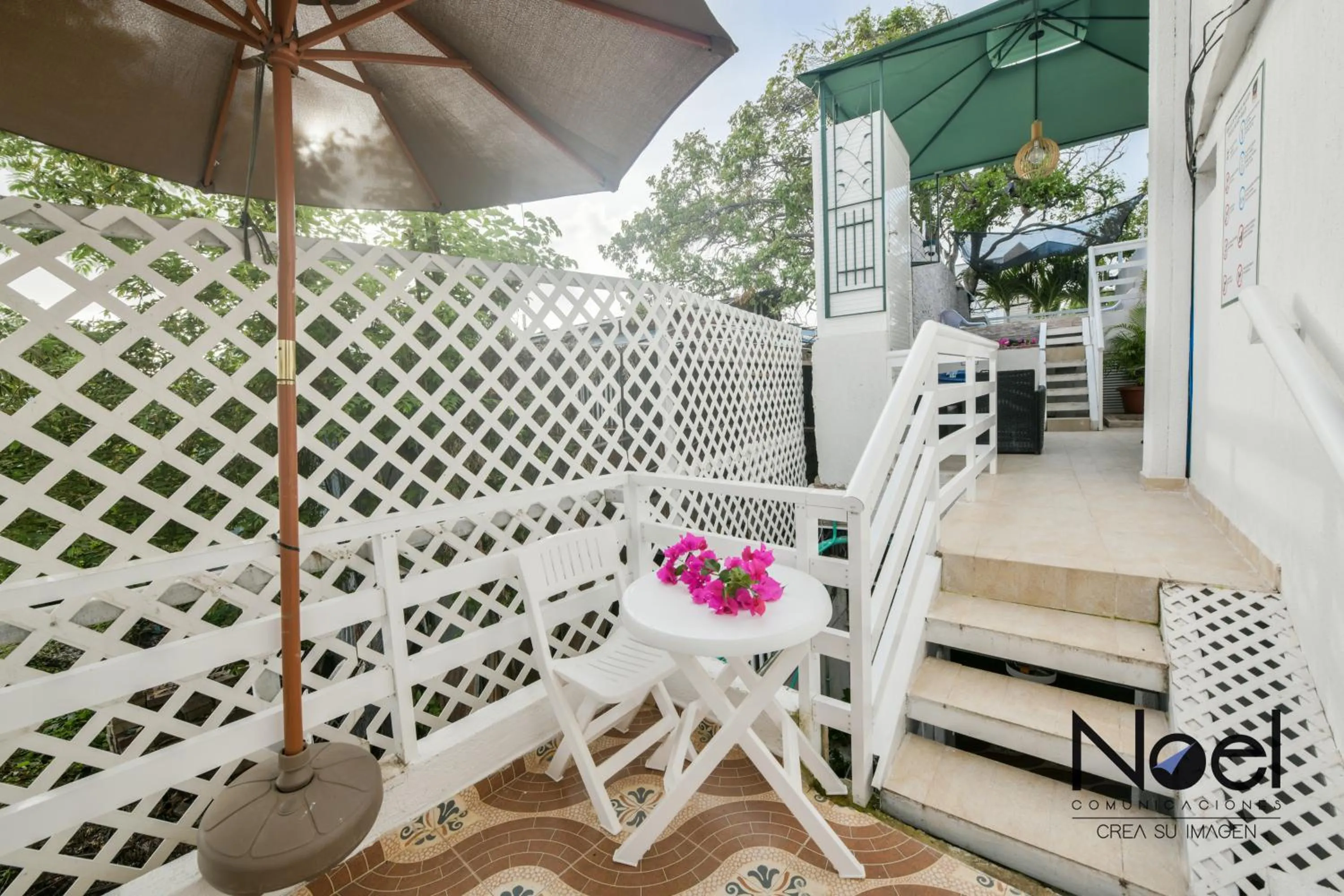 Posada J&J Forbes - 1