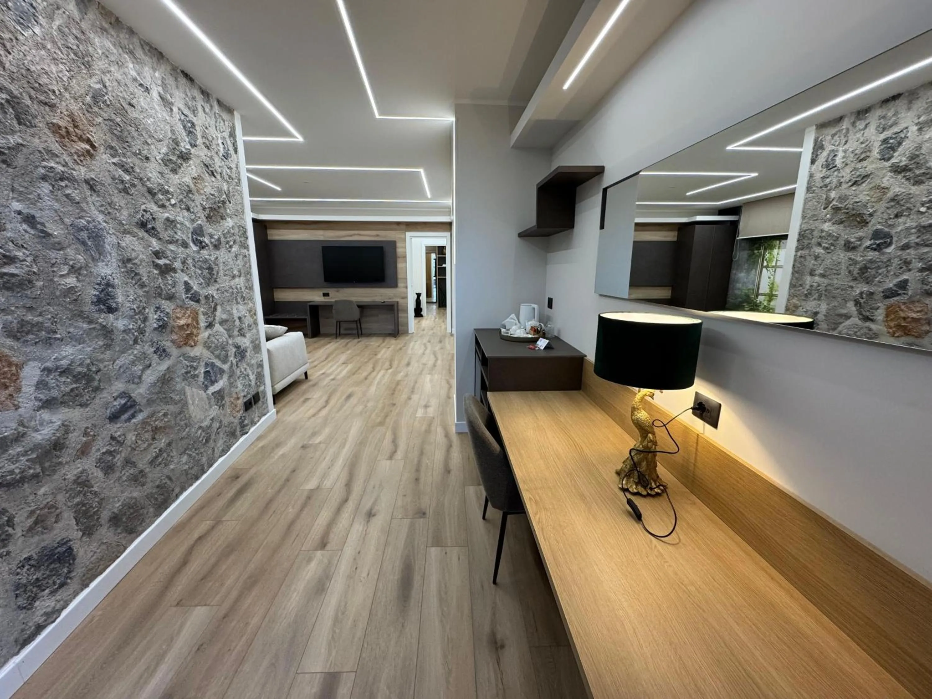 TV and multimedia in La Locanda Del Pontefice - Luxury Country House