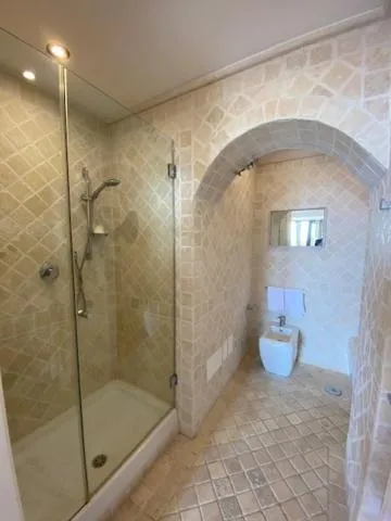 Shower in La Locanda Del Pontefice - Luxury Country House