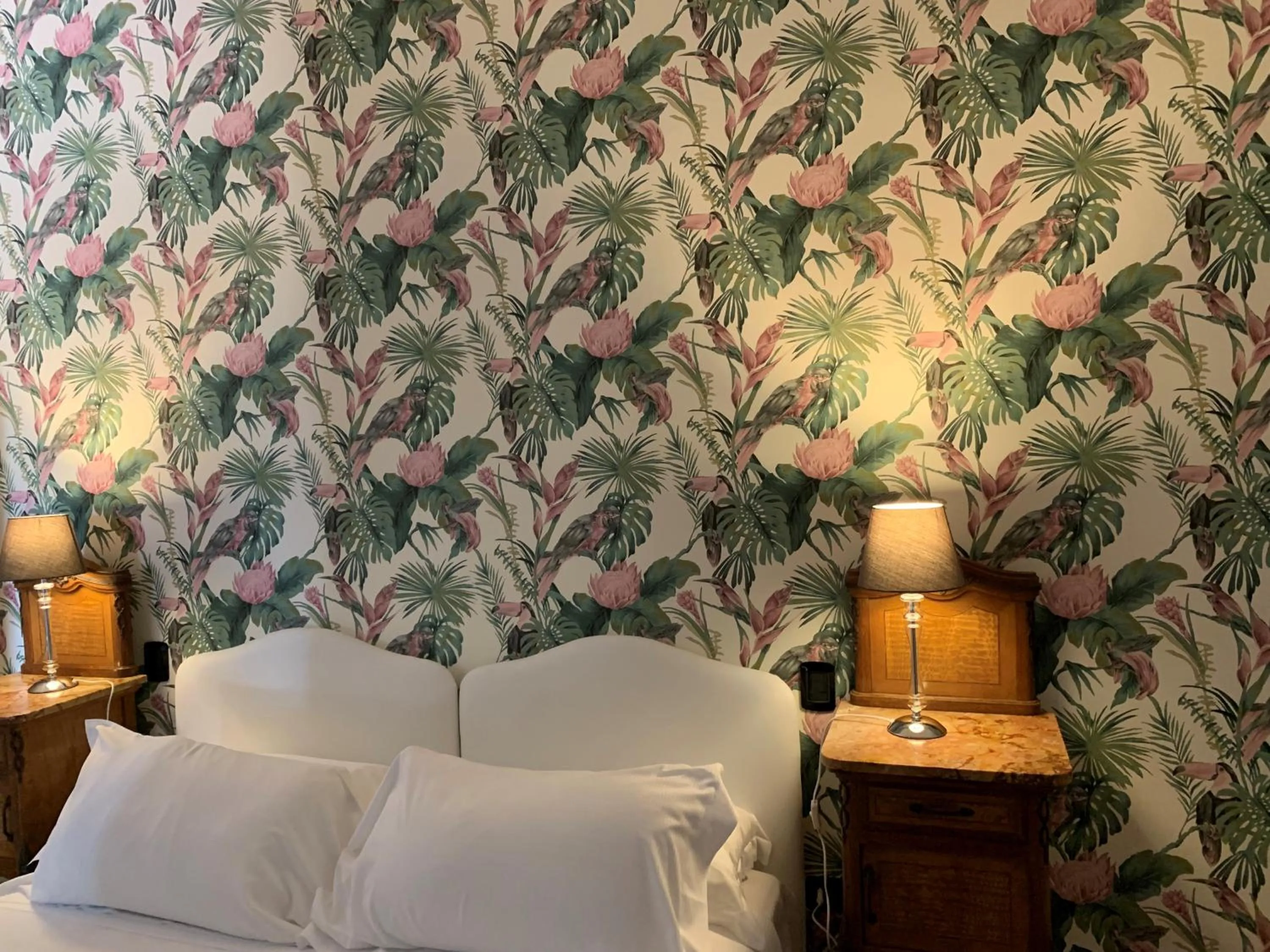 Bed in La Locanda Del Pontefice - Luxury Country House